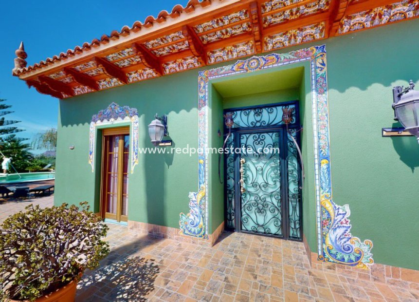 Reventa - Villa -
Almoradí - Inland