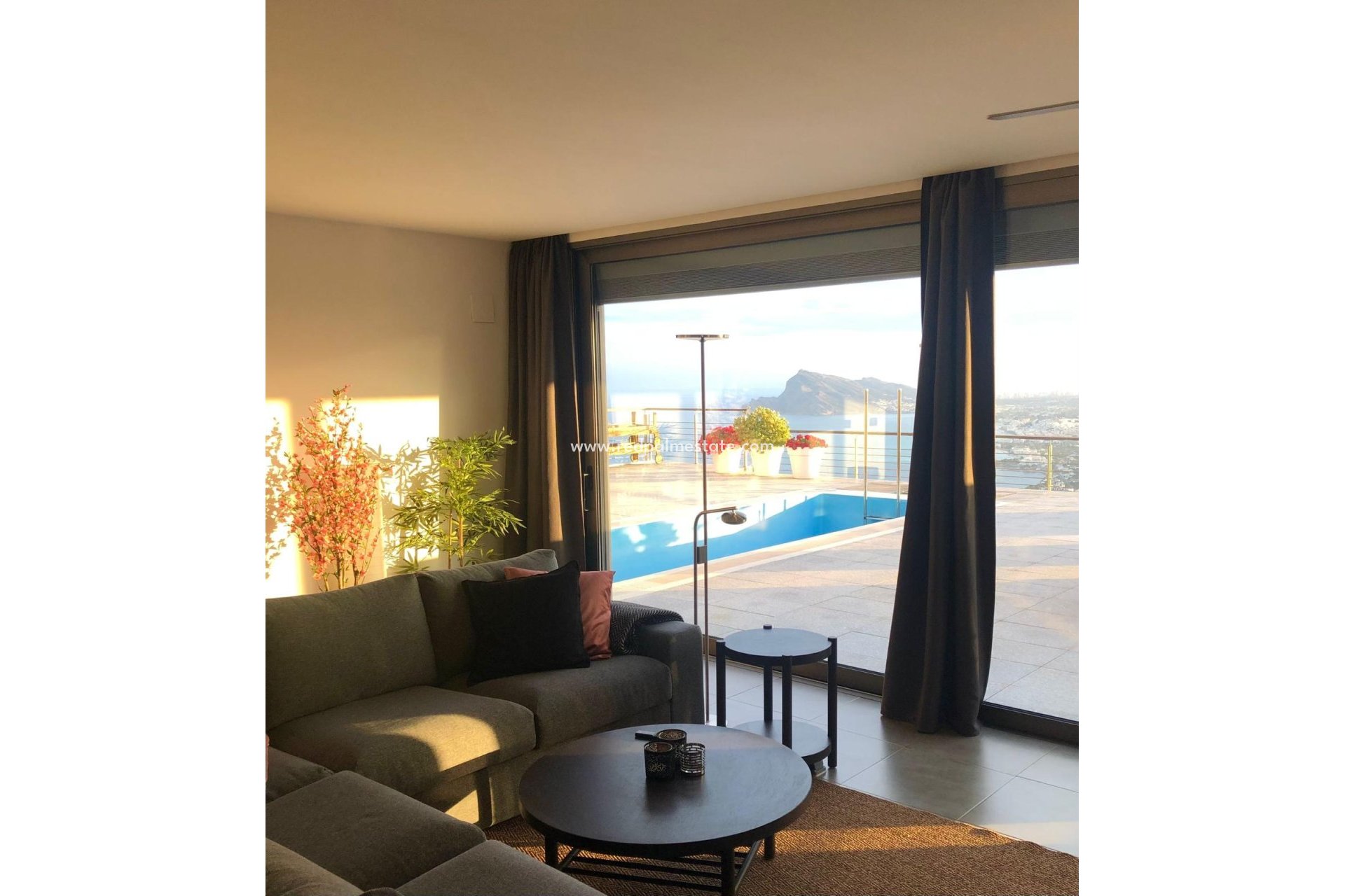 Reventa - Villa -
Altea - Costa Blanca