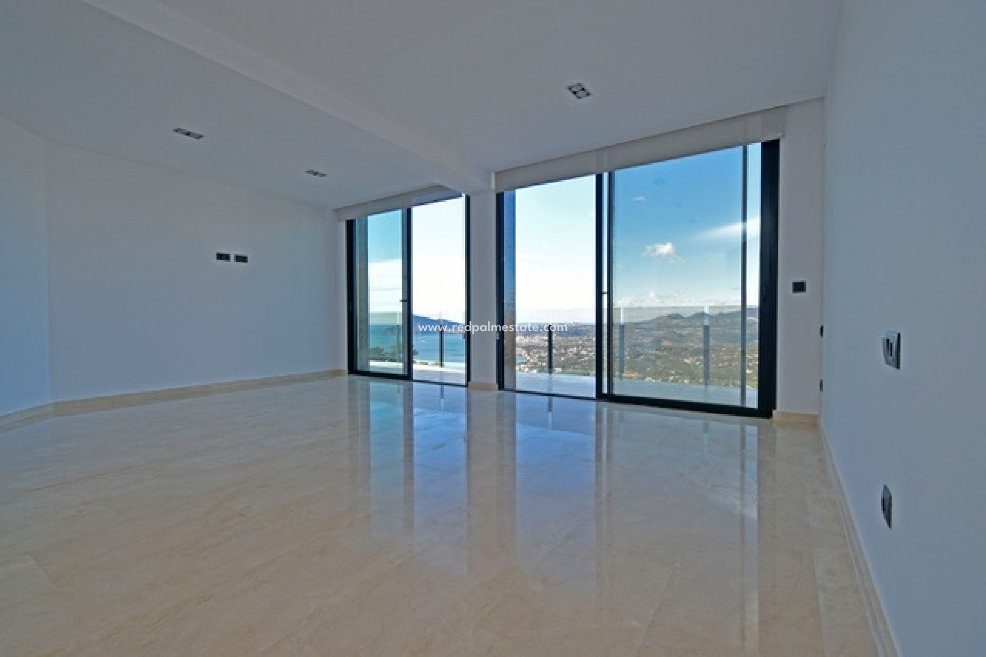 Reventa - Villa -
Altea - Costa Blanca