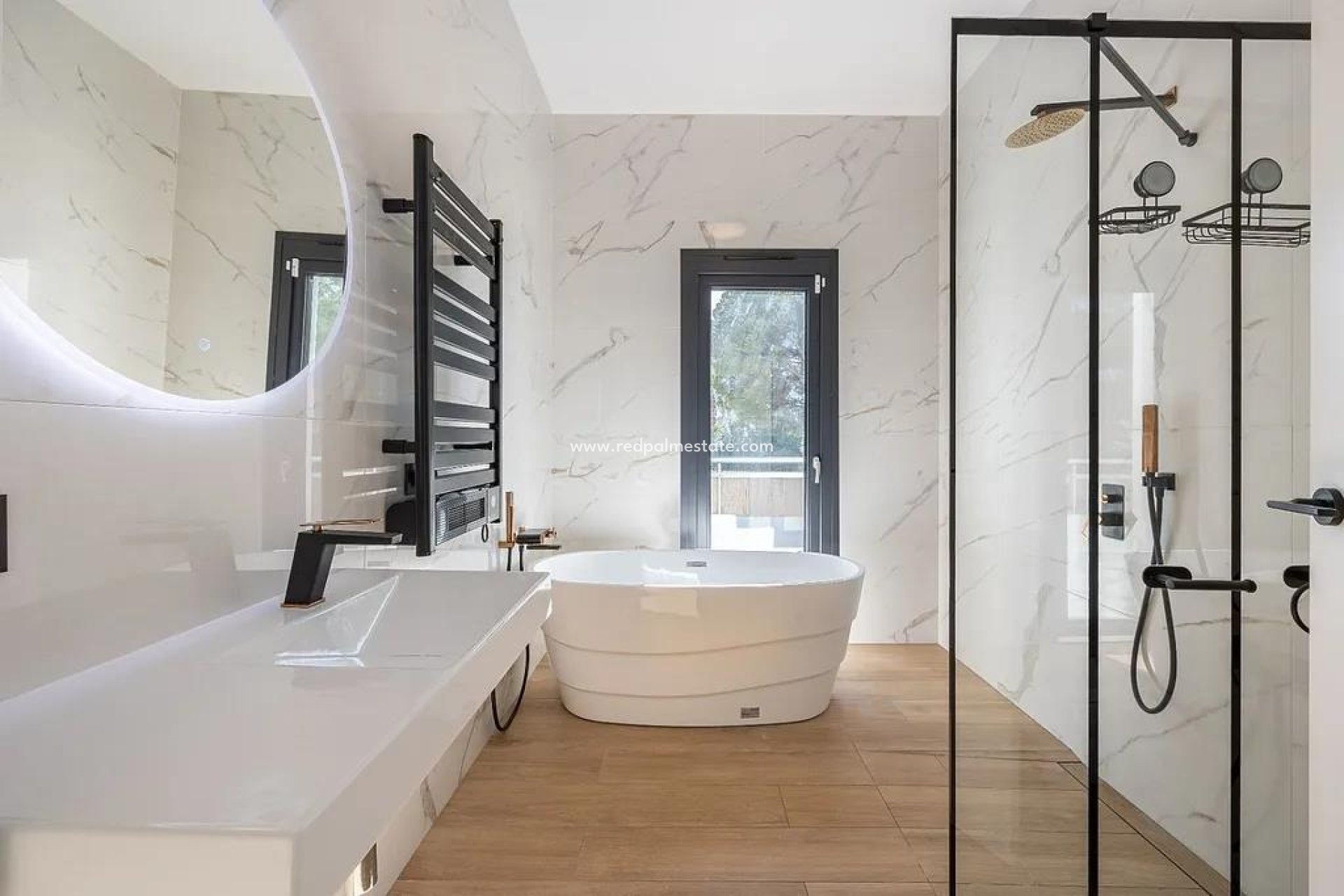 Reventa - Villa -
Altea