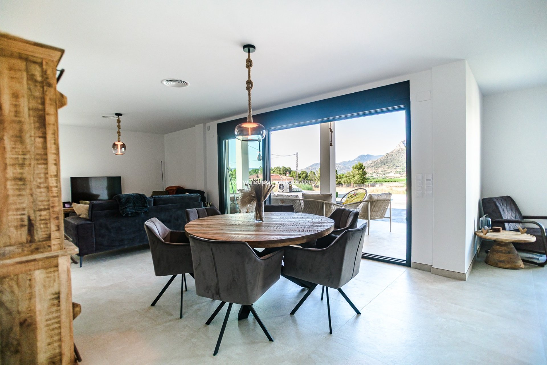 Reventa - Villa -
Aspe - Inland