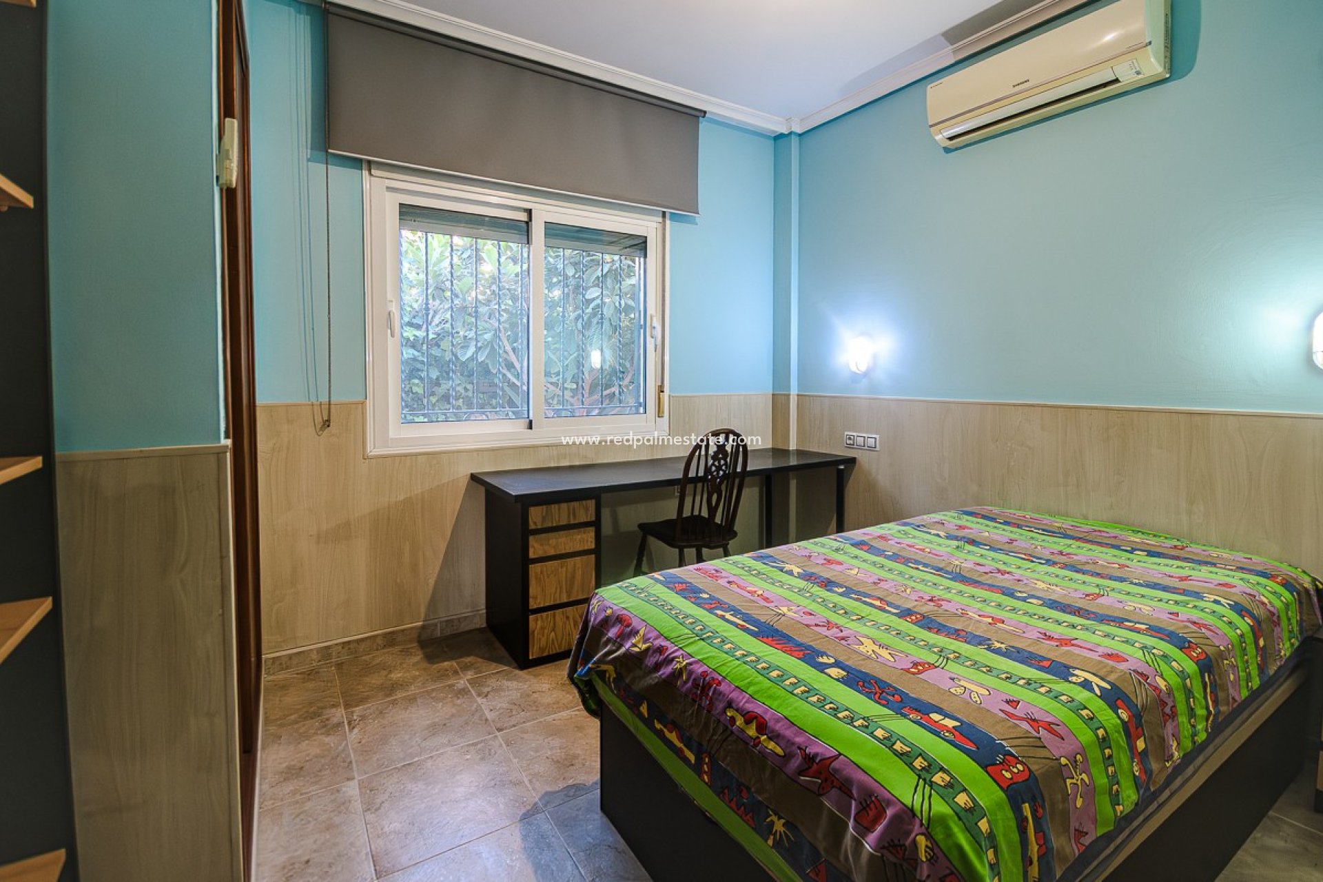 Reventa - Villa -
Benferri - Inland