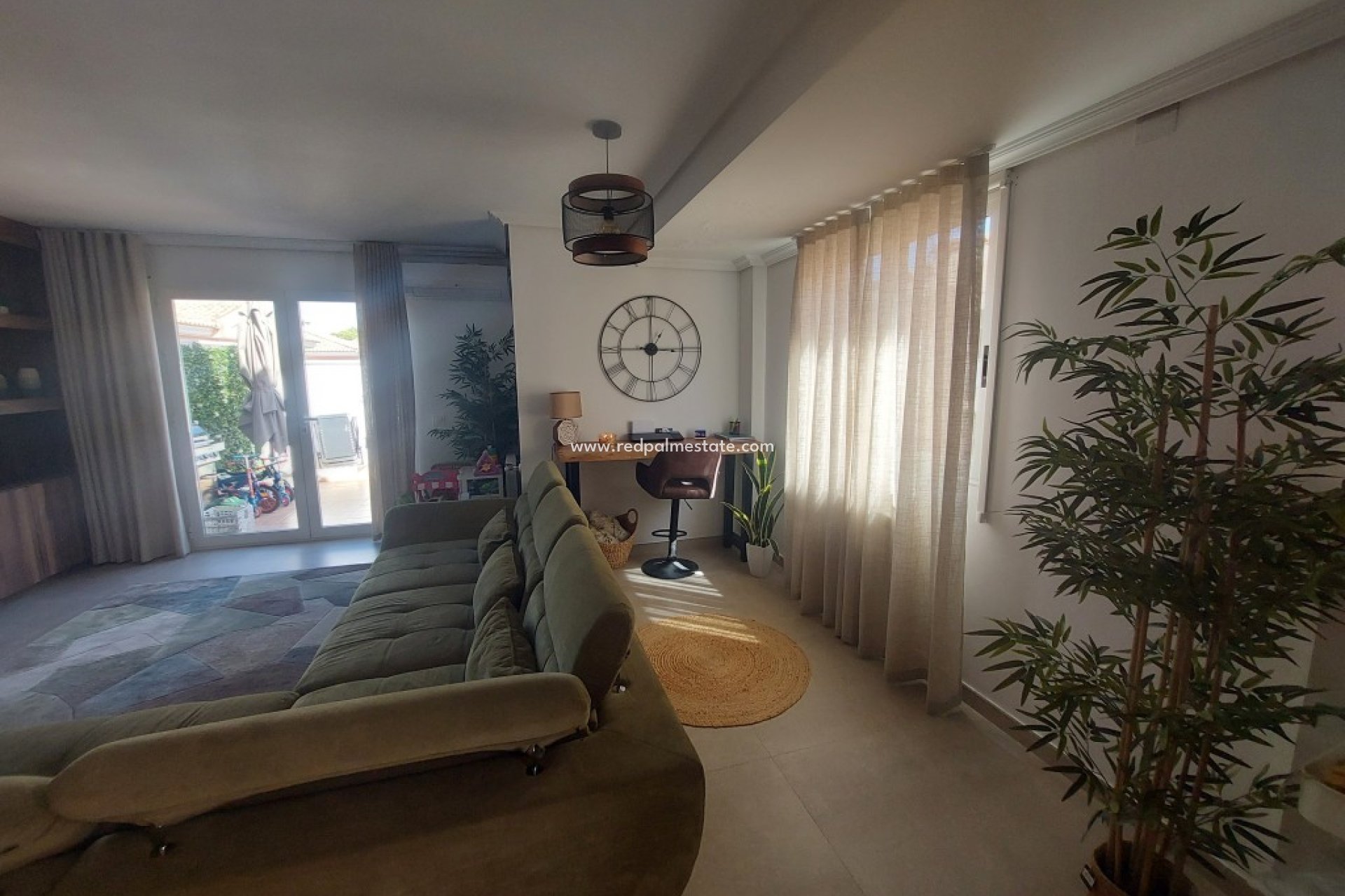 Reventa - Villa -
Benidorm - Costa Blanca