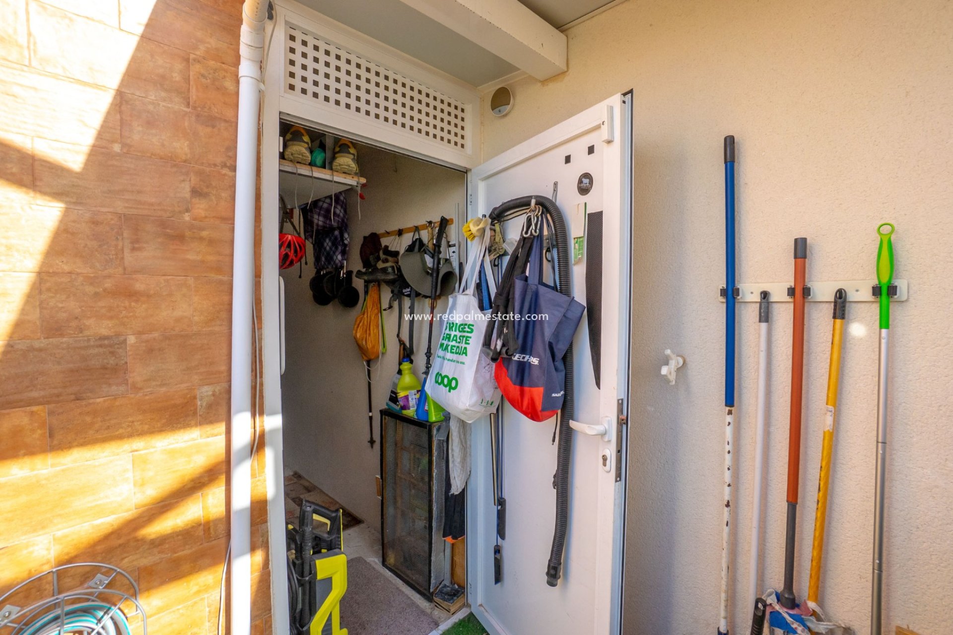 Reventa - Villa -
Benijófar - Benijofar