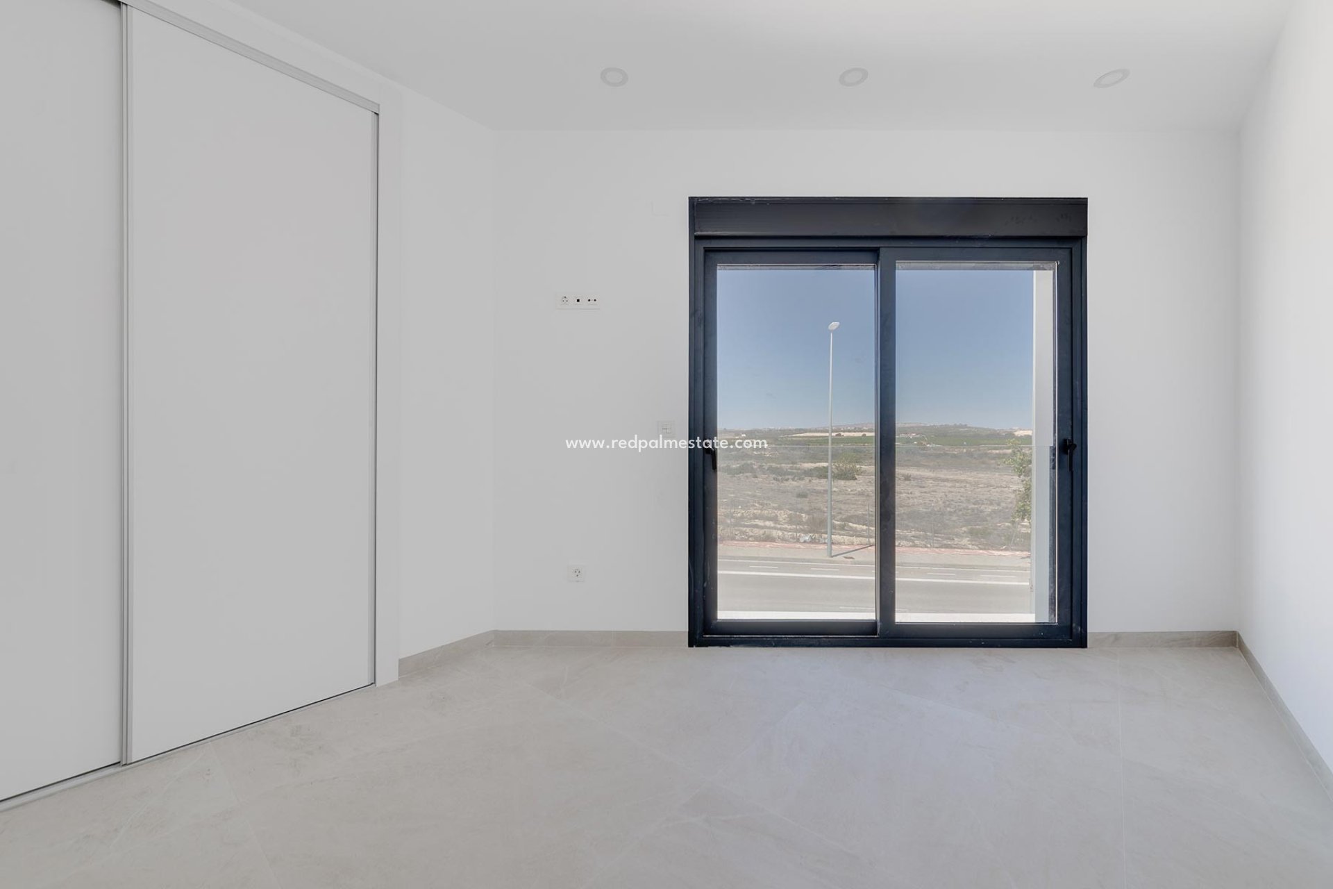 Reventa - Villa -
Benijofar - Costa Blanca