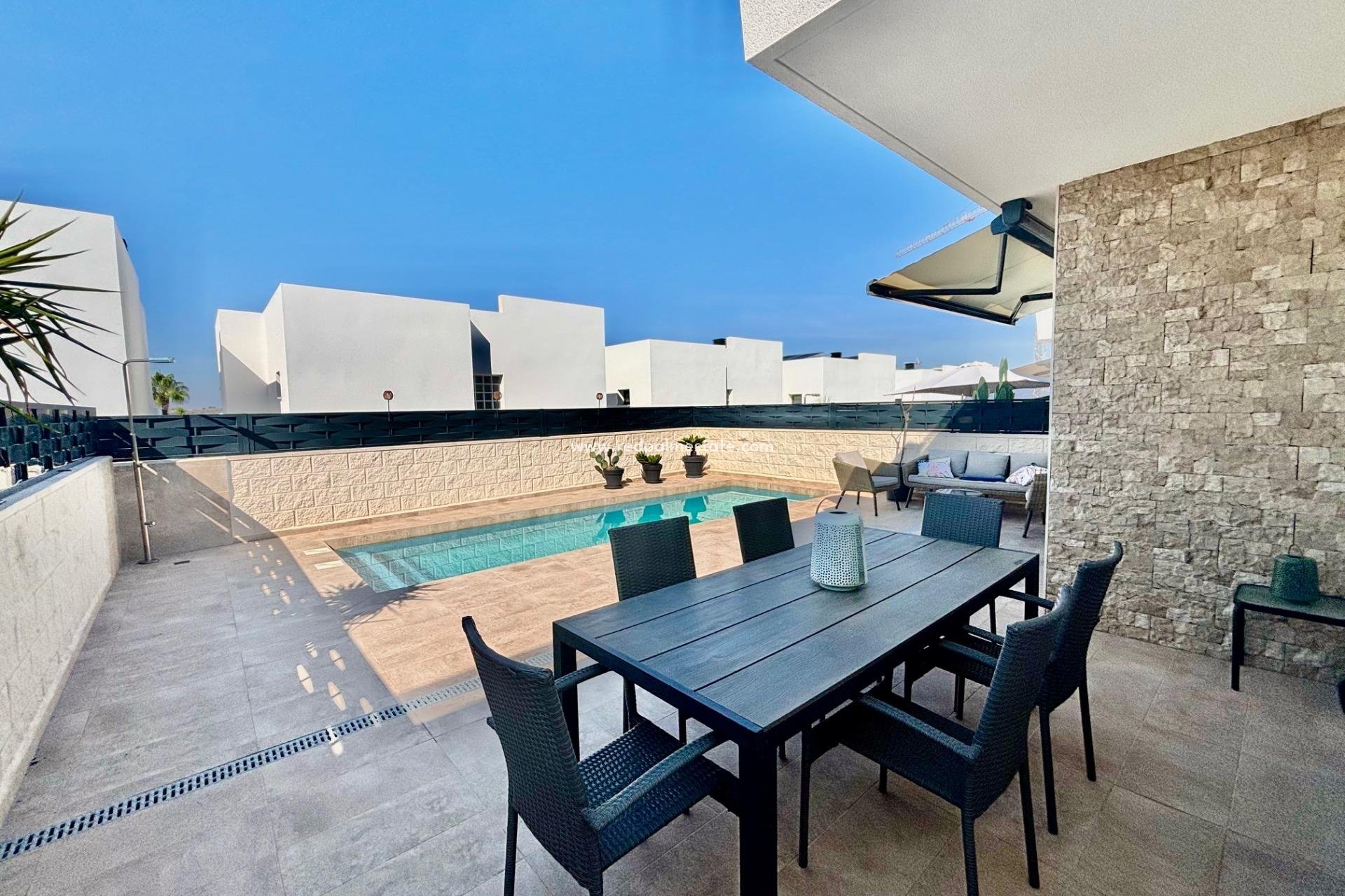 Reventa - Villa -
Benijofar - Pueblo 4