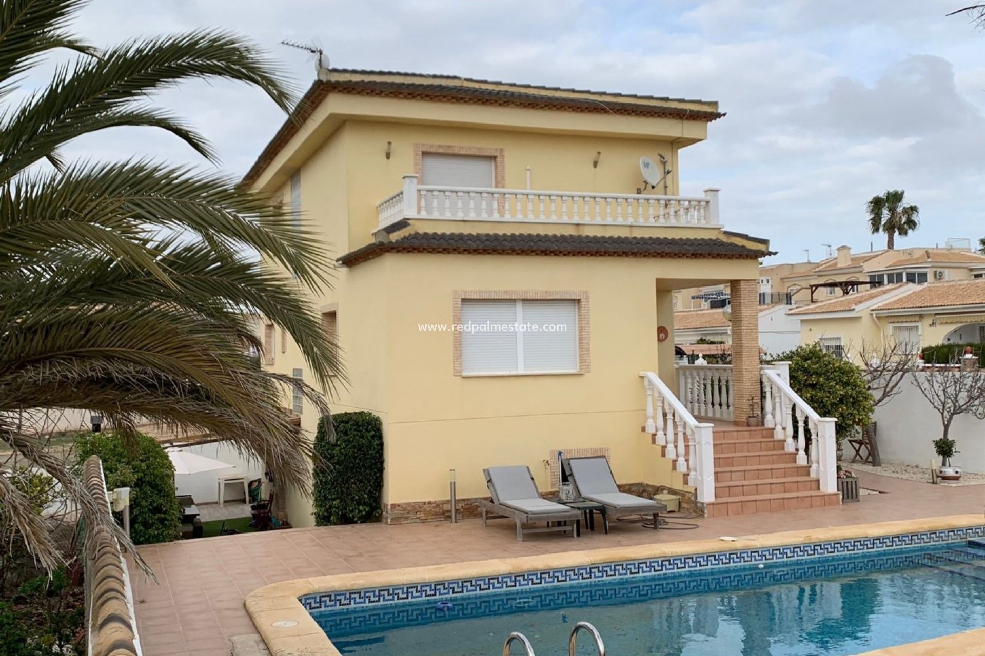 Reventa - Villa -
Benijofar