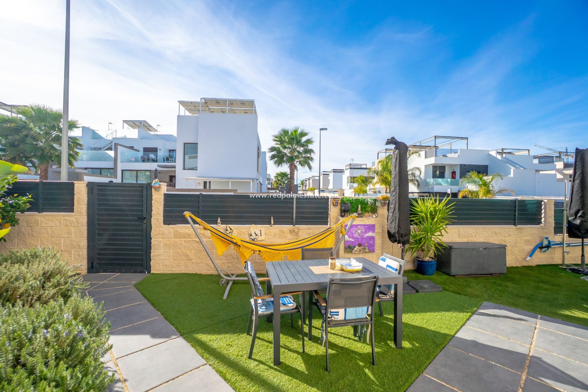 Reventa - Villa -
Benijofar