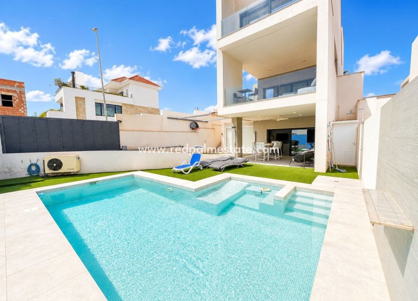 Reventa - Villa -
Benijofar