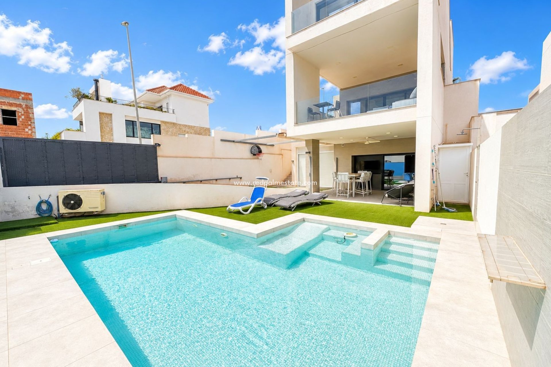 Reventa - Villa -
Benijofar