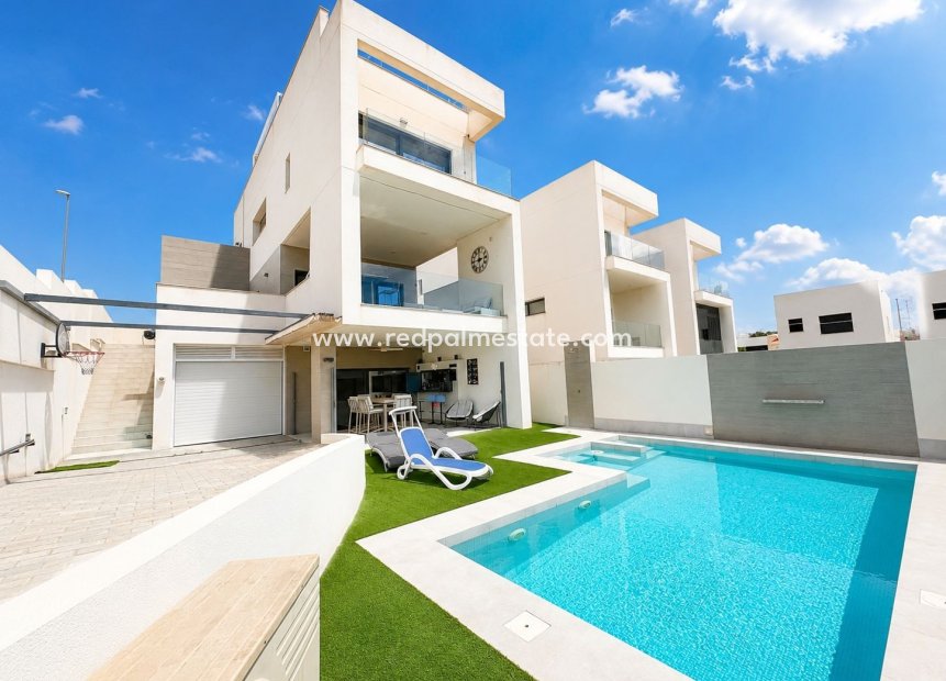 Reventa - Villa -
Benijofar