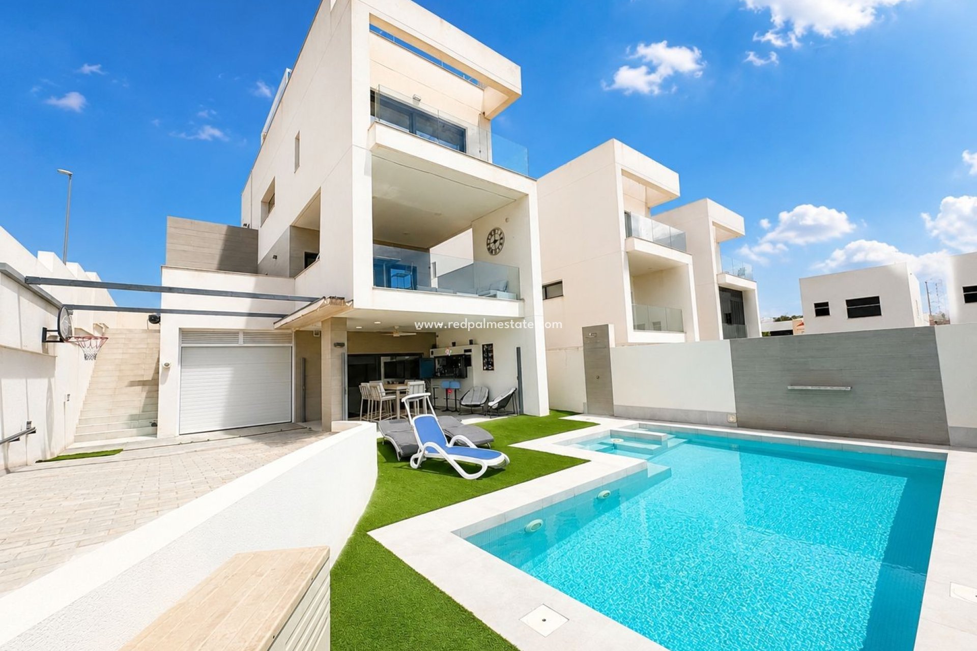 Reventa - Villa -
Benijofar