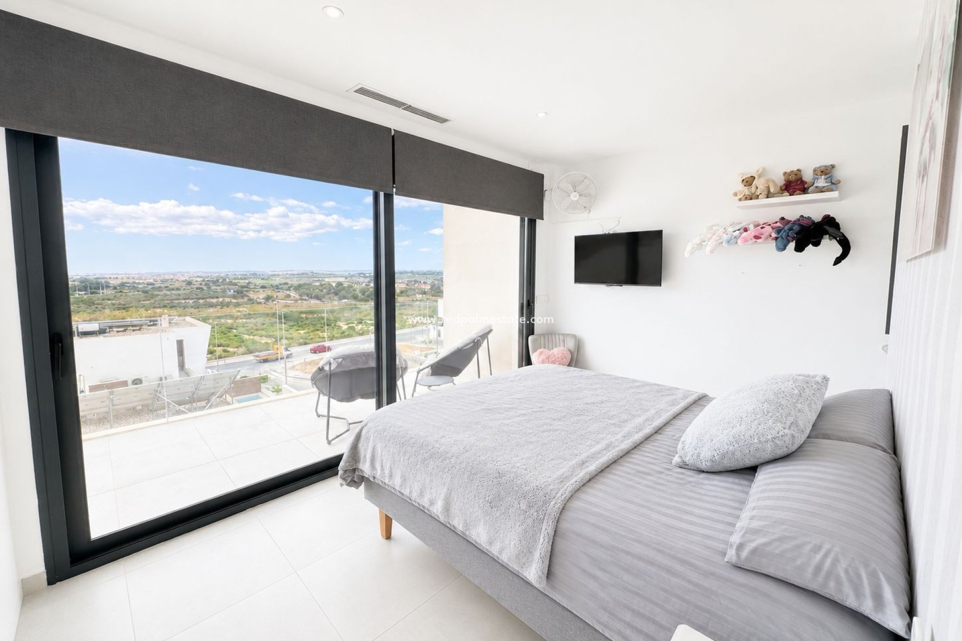 Reventa - Villa -
Benijofar