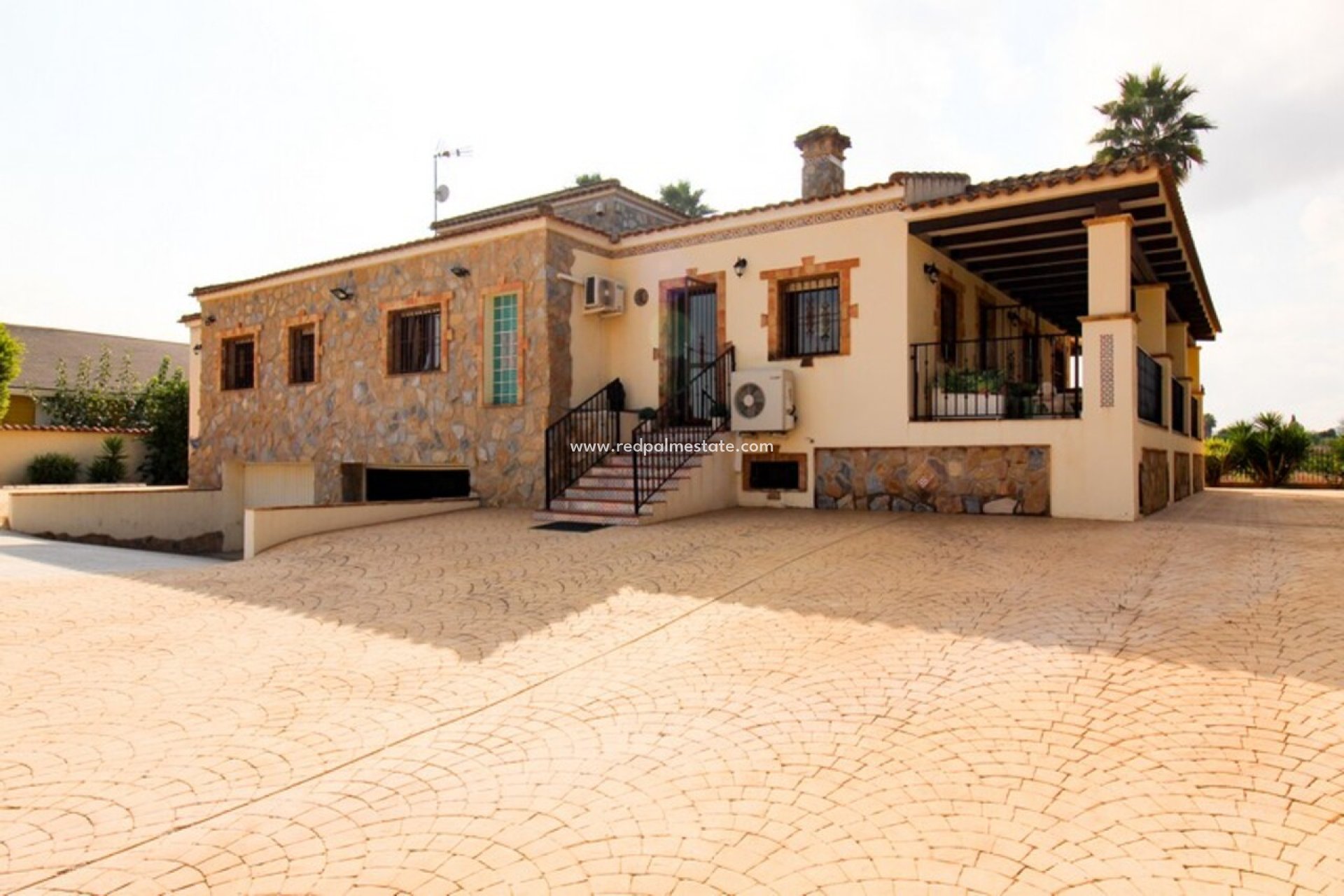 Reventa - Villa -
Bigastro - Inland