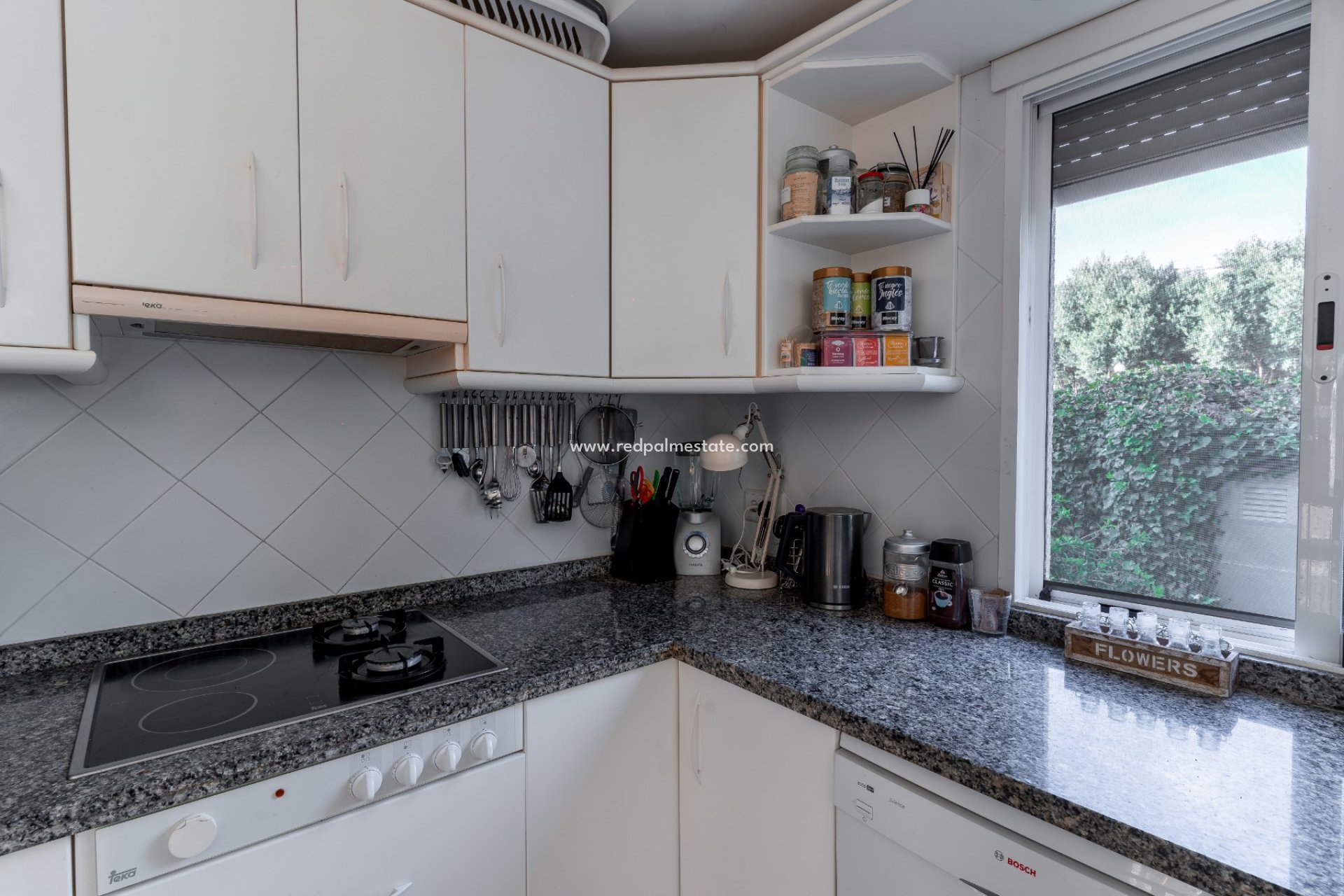 Reventa - Villa -
Busot - Costa Blanca