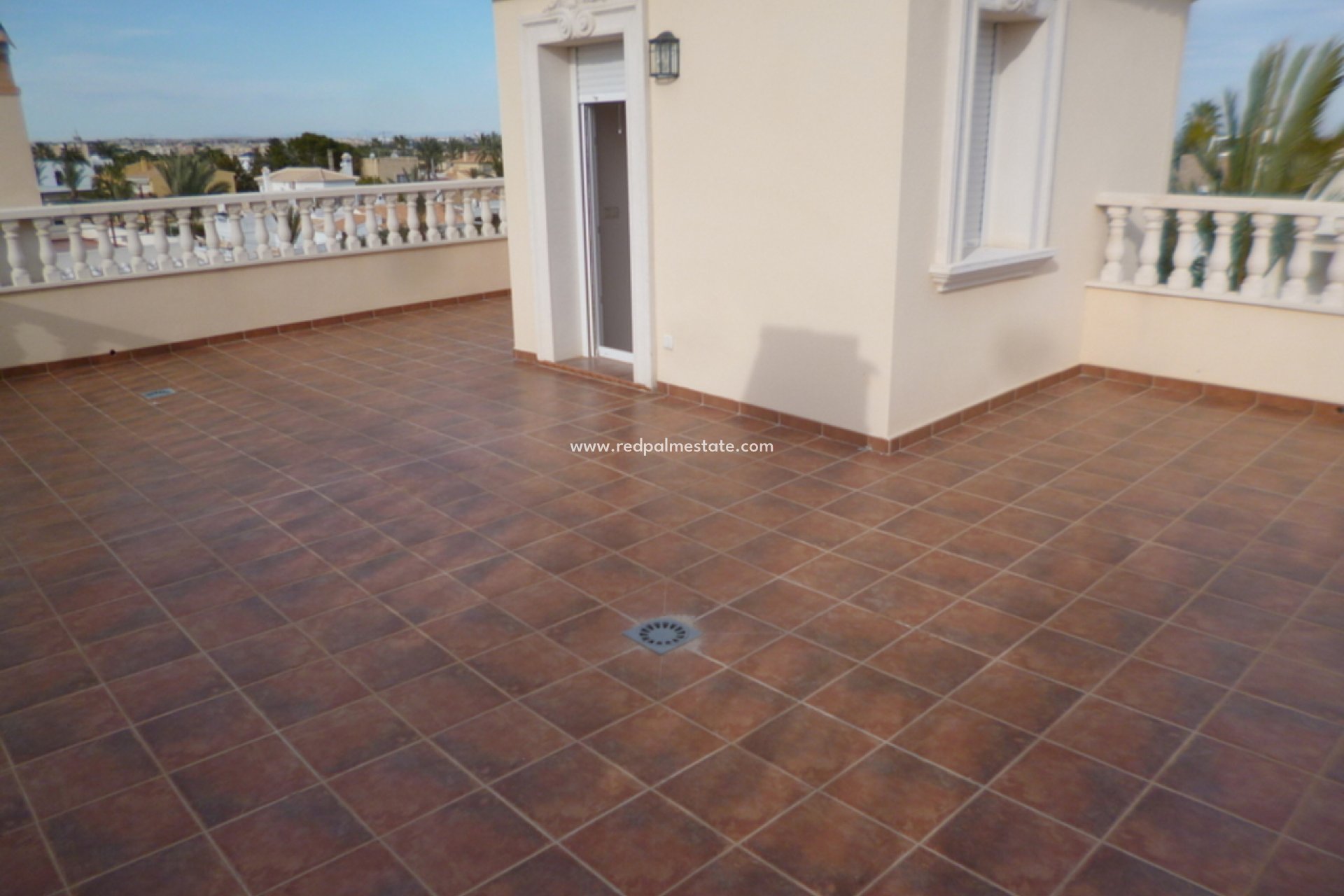 Reventa - Villa -
Cabo Roig