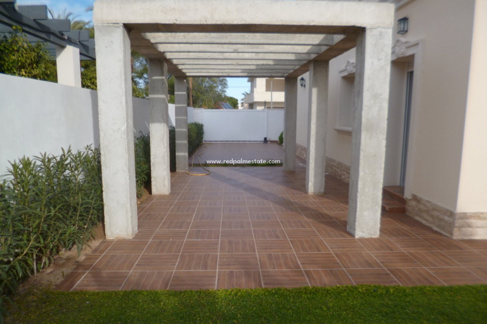 Reventa - Villa -
Cabo Roig