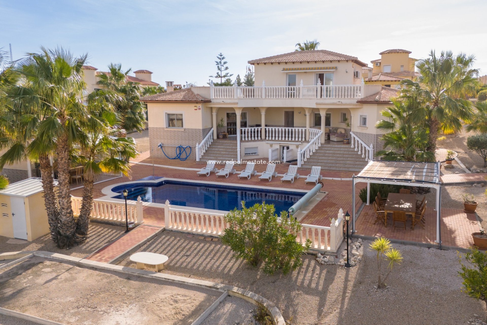 Reventa - Villa -
Campos del Rio