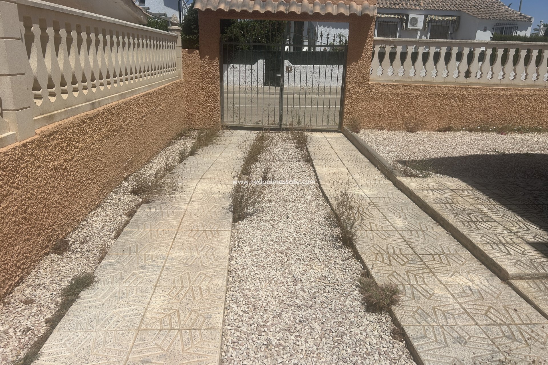 Reventa - Villa -
Camposol - Inland