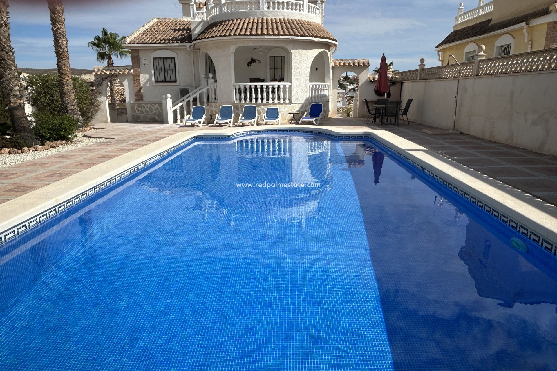 Reventa - Villa -
Camposol - Inland