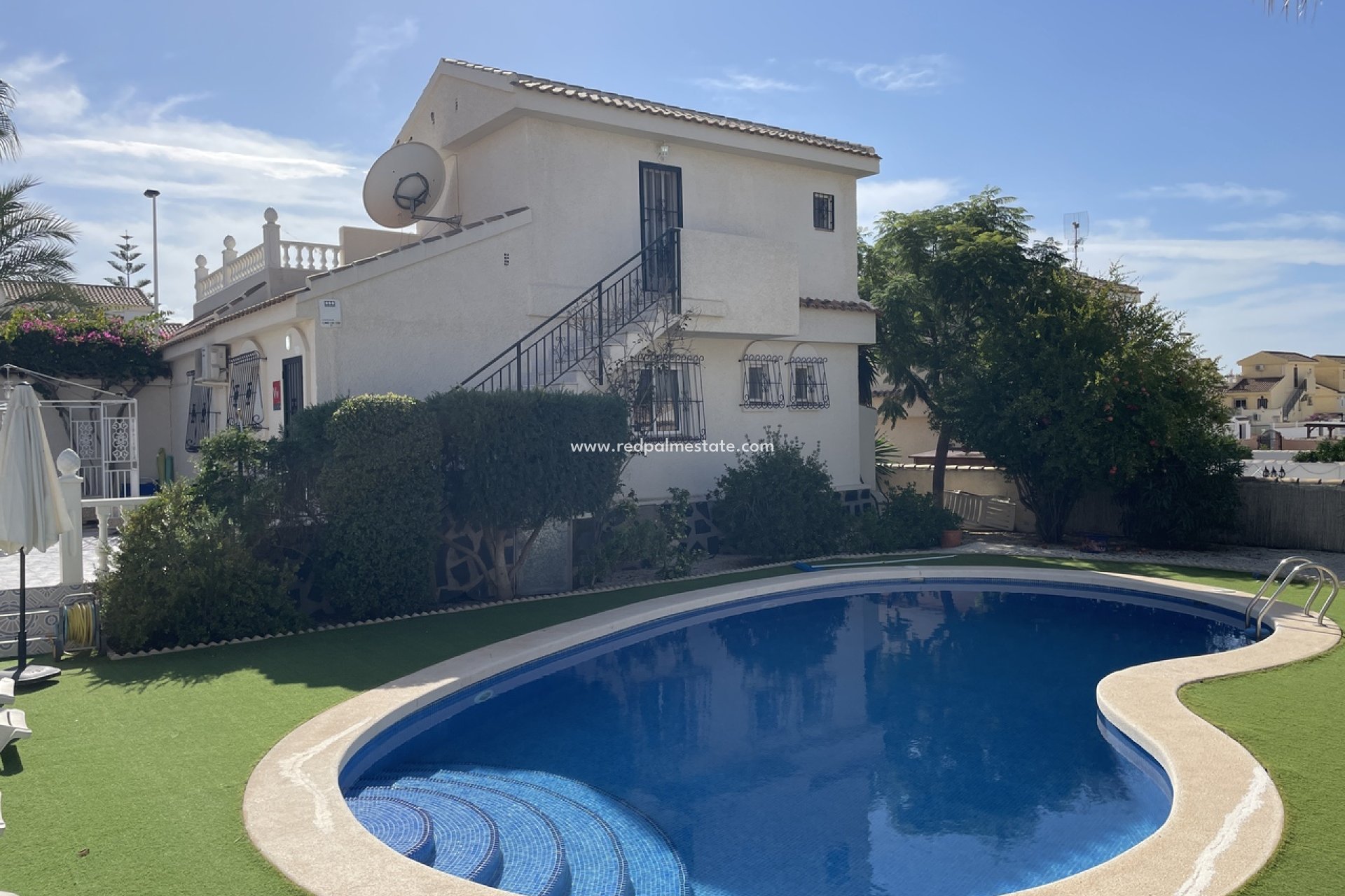 Reventa - Villa -
Camposol - Inland