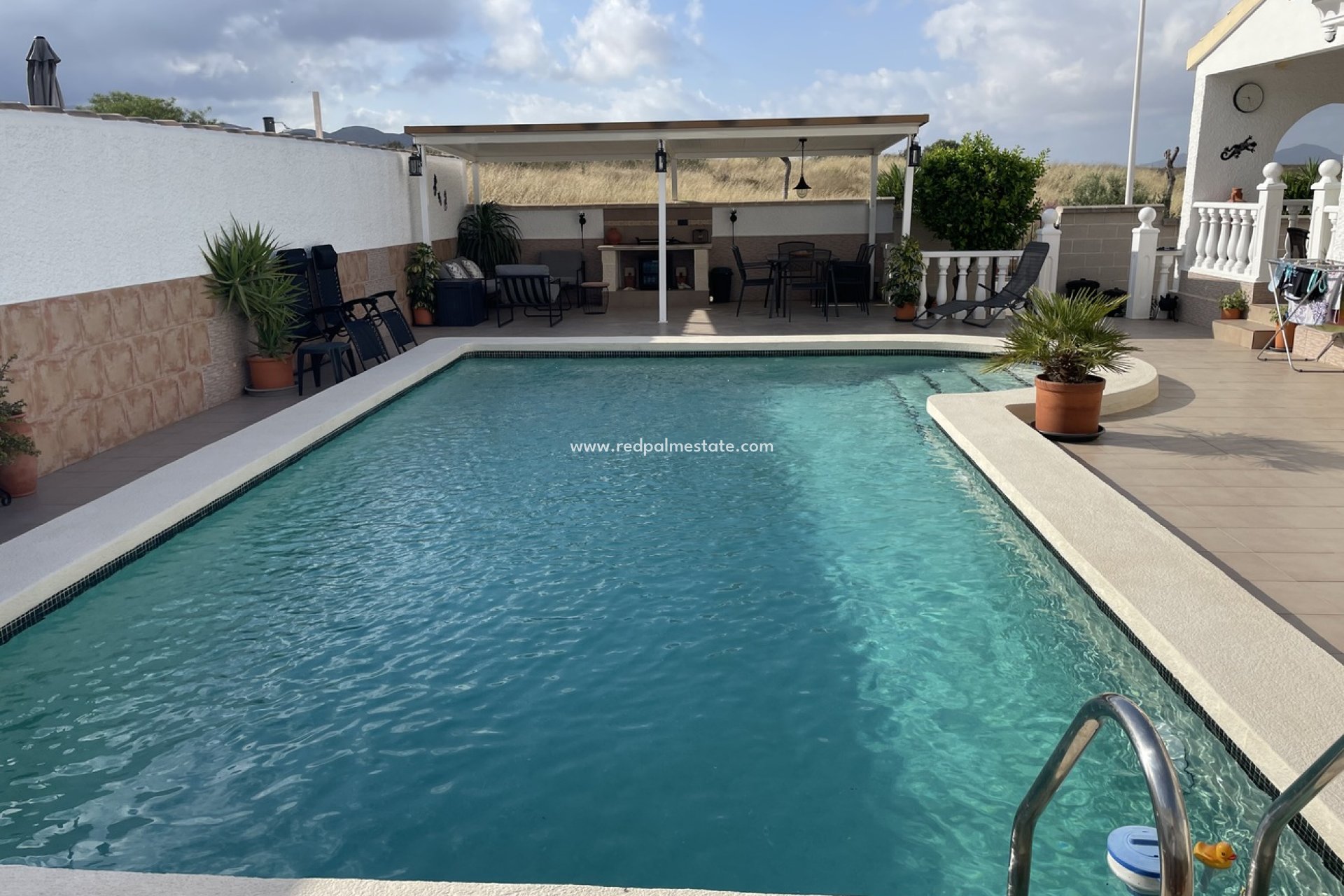 Reventa - Villa -
Camposol - Inland