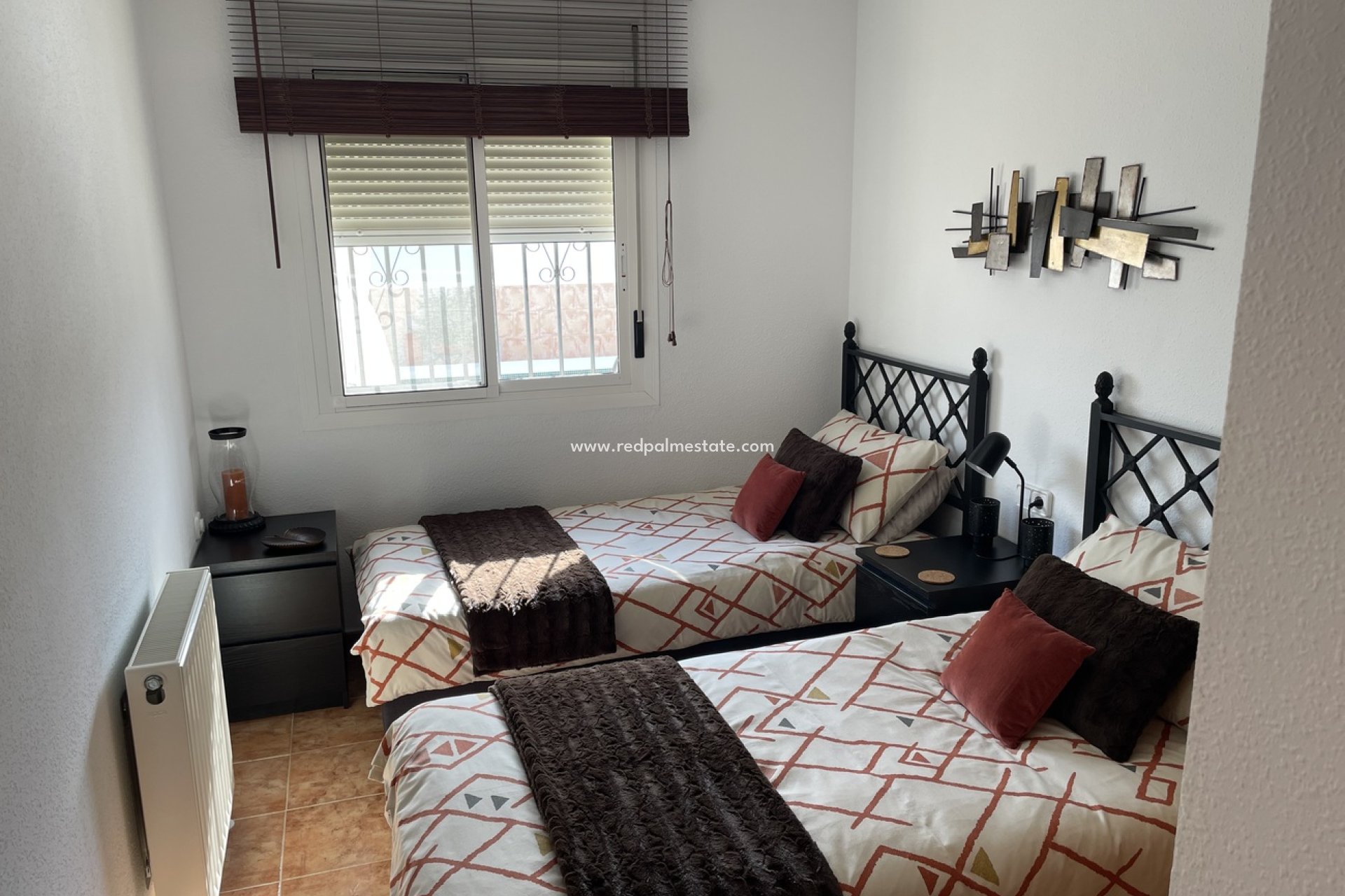 Reventa - Villa -
Camposol - Inland