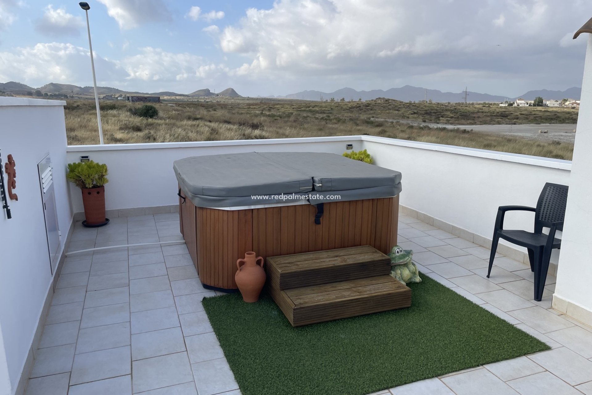 Reventa - Villa -
Camposol - Inland