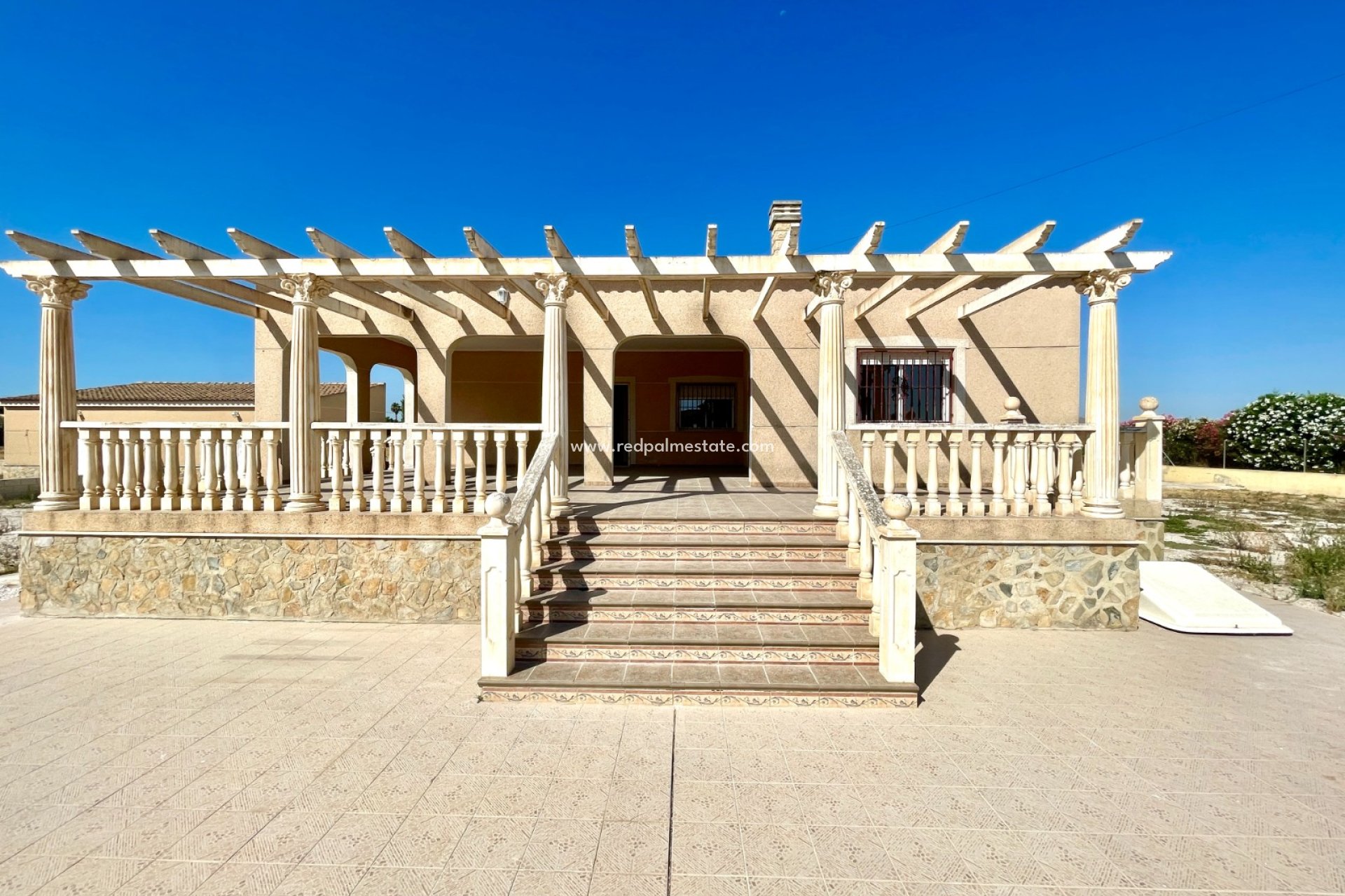 Reventa - Villa -
Catral - Costa Blanca