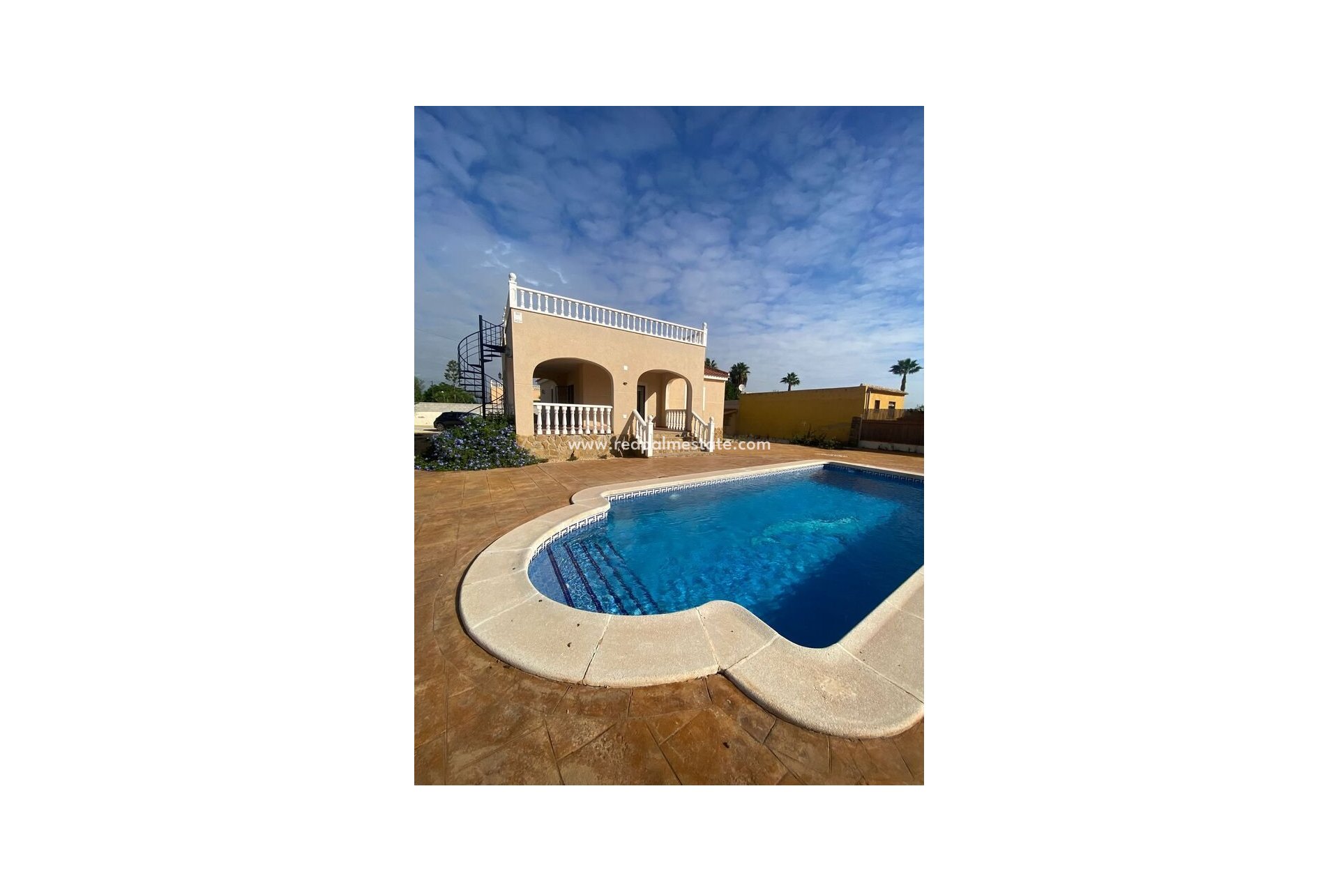 Reventa - Villa -
Catral - Costa Blanca