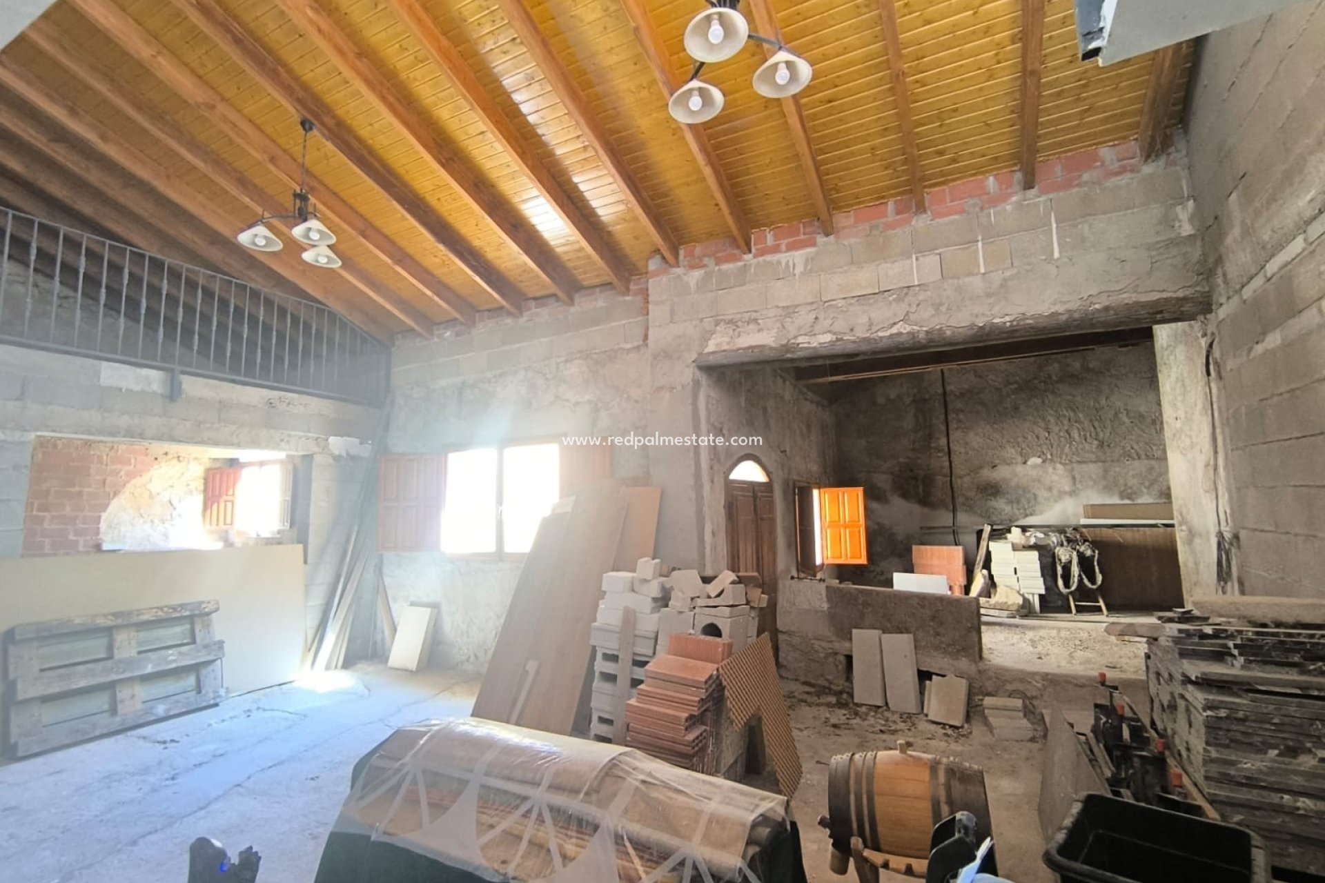 Reventa - Villa -
Chinorlet - Inland