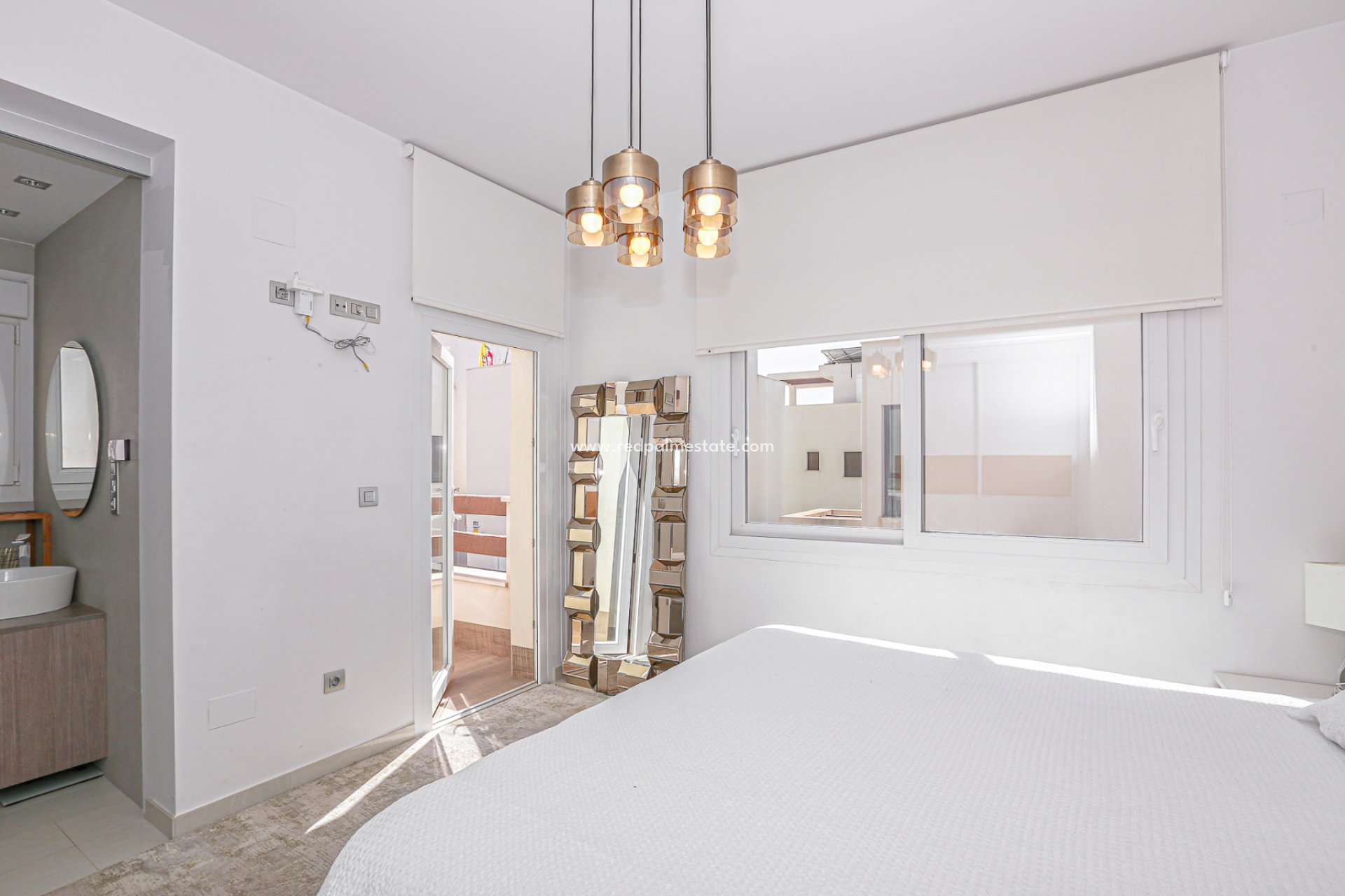 Reventa - Villa -
Ciudad Quesada - Doña Pepa