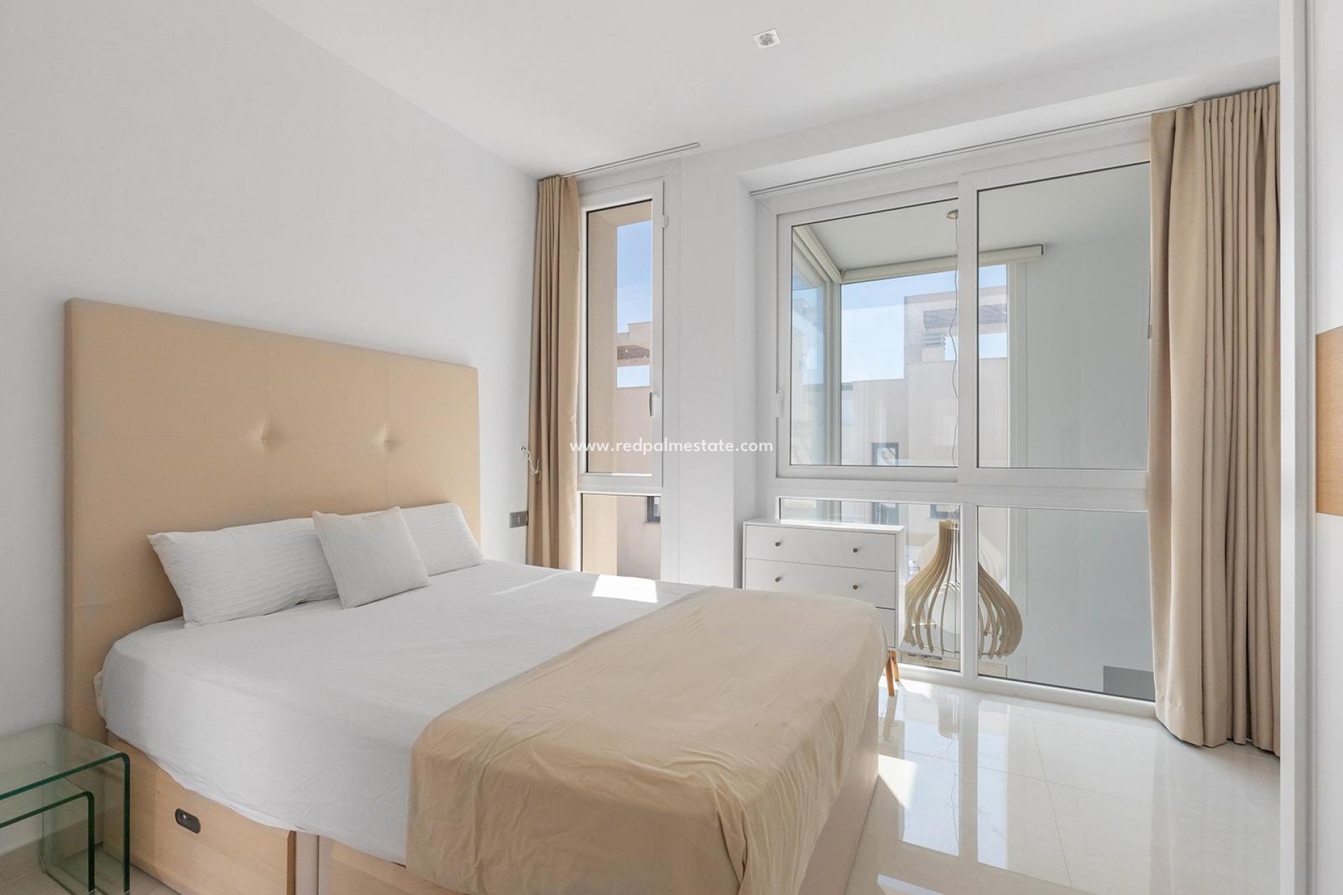 Reventa - Villa -
Ciudad Quesada/Rojales - Pueblo bravo