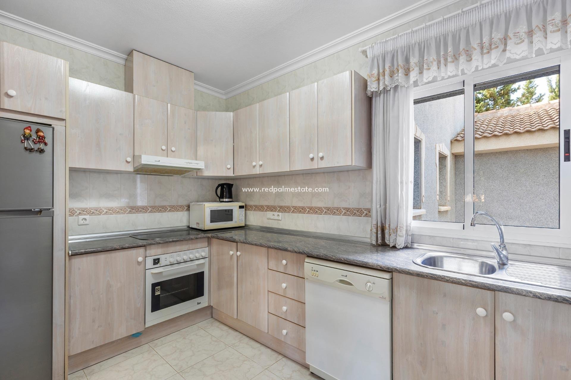 Reventa - Villa -
Ciudad Quesada/Rojales - Pueblo bravo