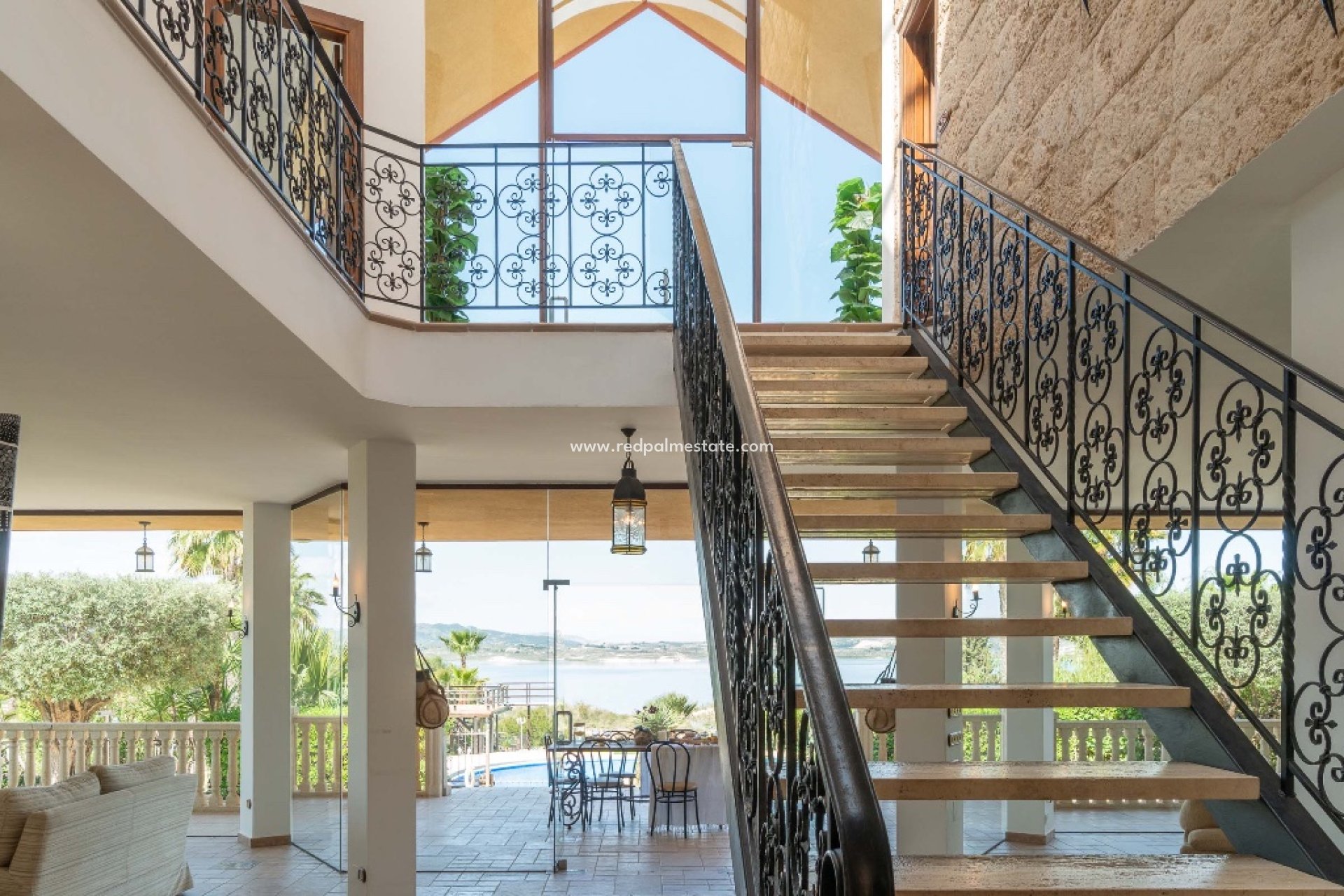 Reventa - Villa -
Costa Blanca - Orihuela Costa