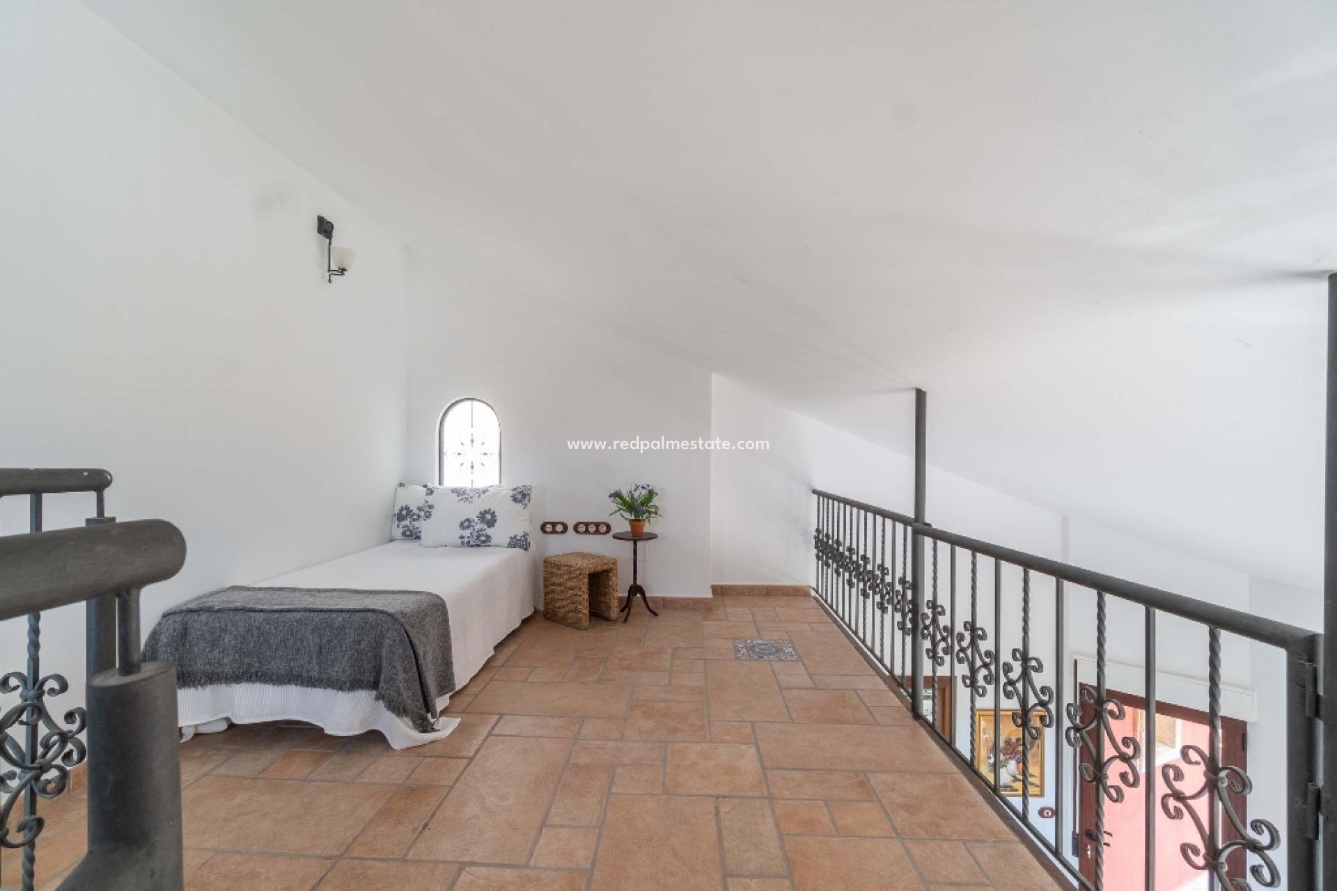 Reventa - Villa -
Costa Blanca - Orihuela Costa