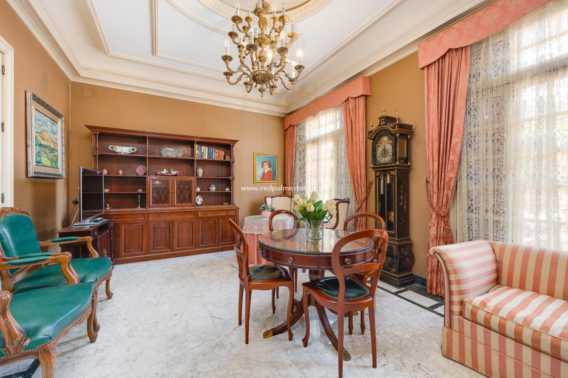 Reventa - Villa -
Cox - Callosa de Segura