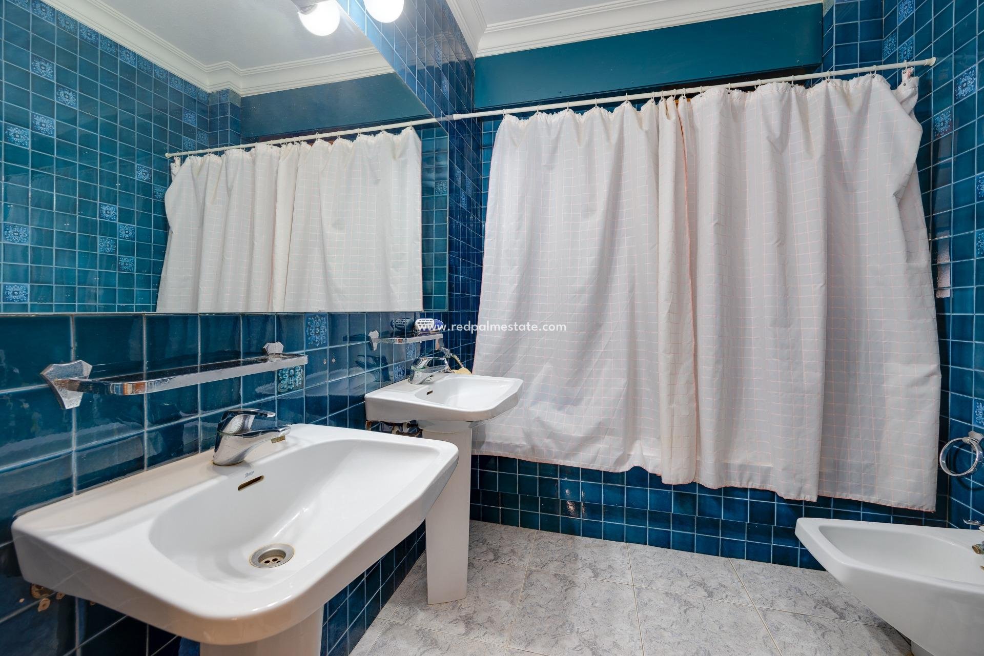 Reventa - Villa -
Cox - Callosa de Segura