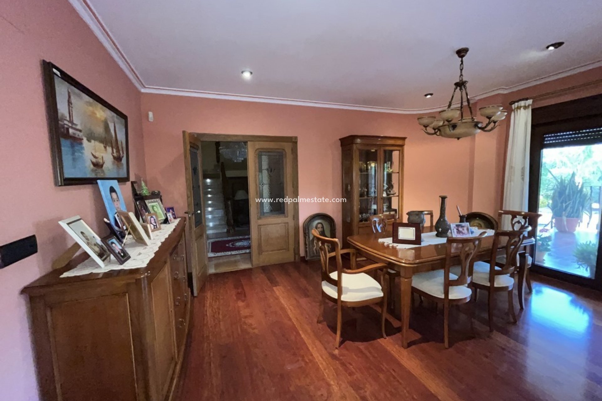 Reventa - Villa -
Cox - Callosilla