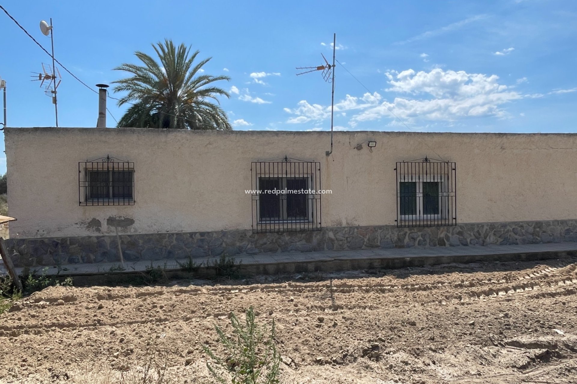 Reventa - Villa -
Crevillente - Inland