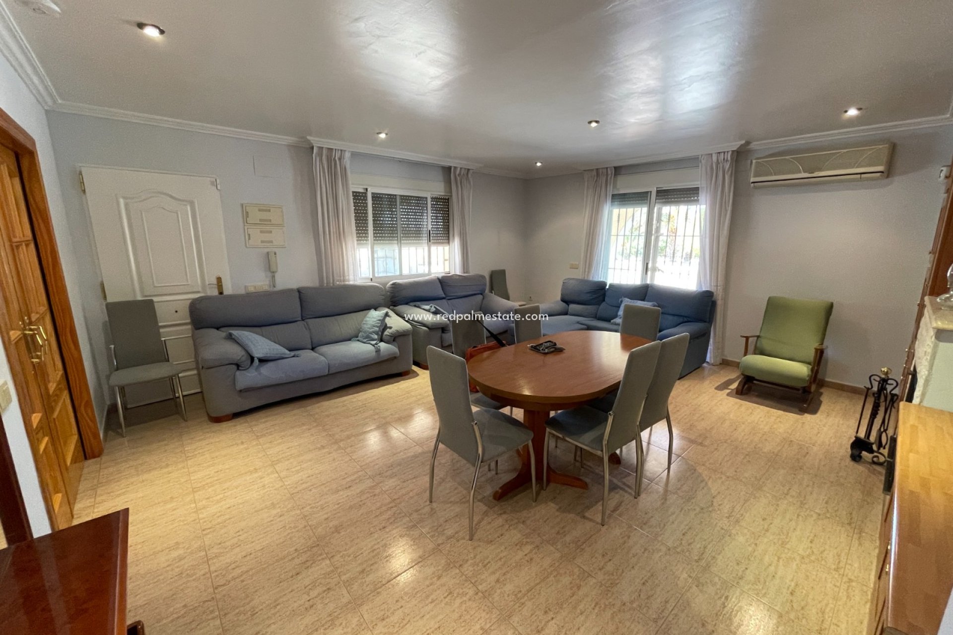 Reventa - Villa -
Crevillente - Inland