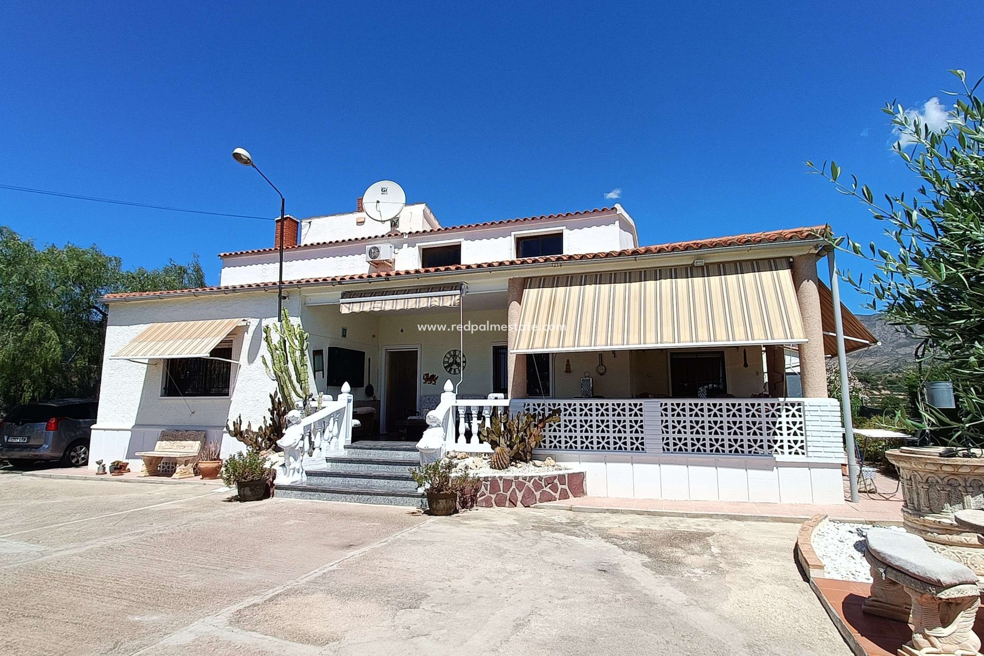 Reventa - Villa -
Crevillente - Inland
