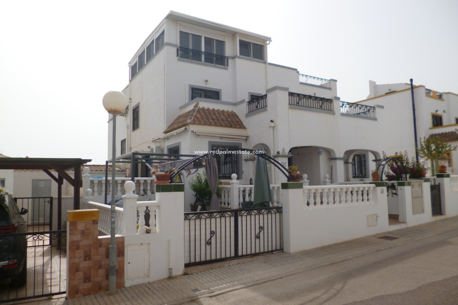 Reventa - Villa cuádruple -
Torrevieja - Los Altos