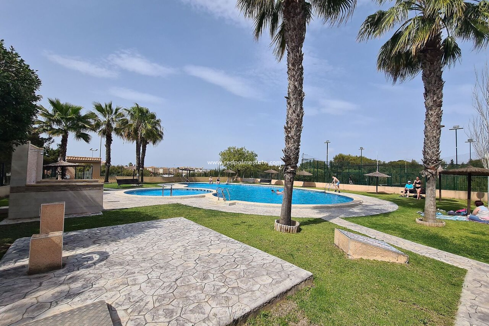 Reventa - Villa cuádruple -
Torrevieja - Los Altos