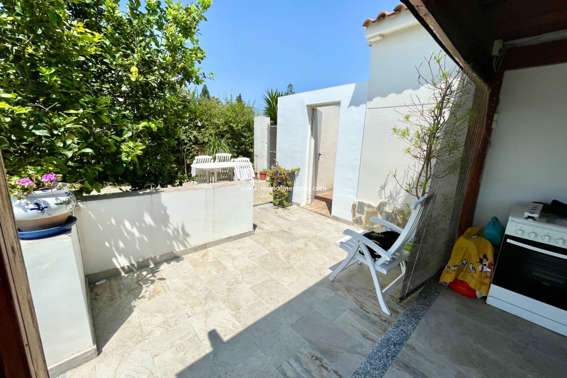 Reventa - Villa -
Daya Nueva - Costa Blanca