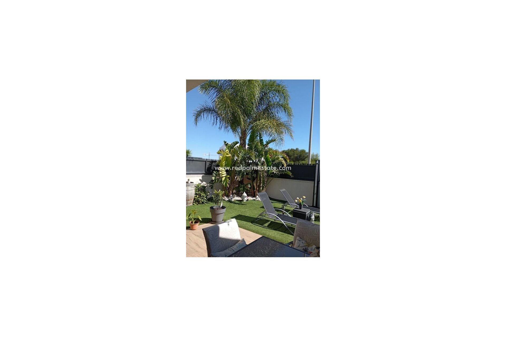 Reventa - Villa -
Daya Nueva - Costa Blanca