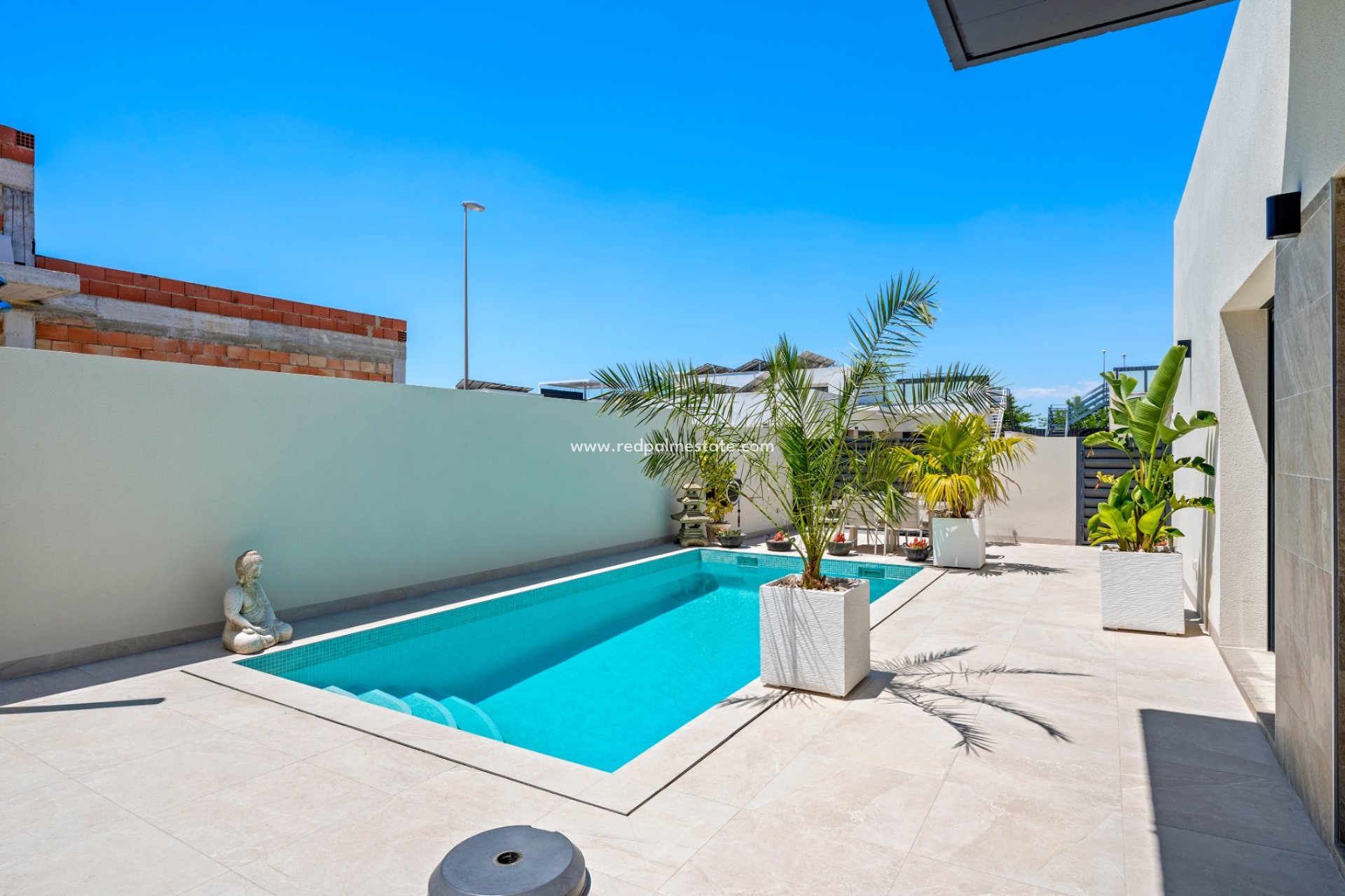 Reventa - Villa -
Daya Nueva - Costa Blanca