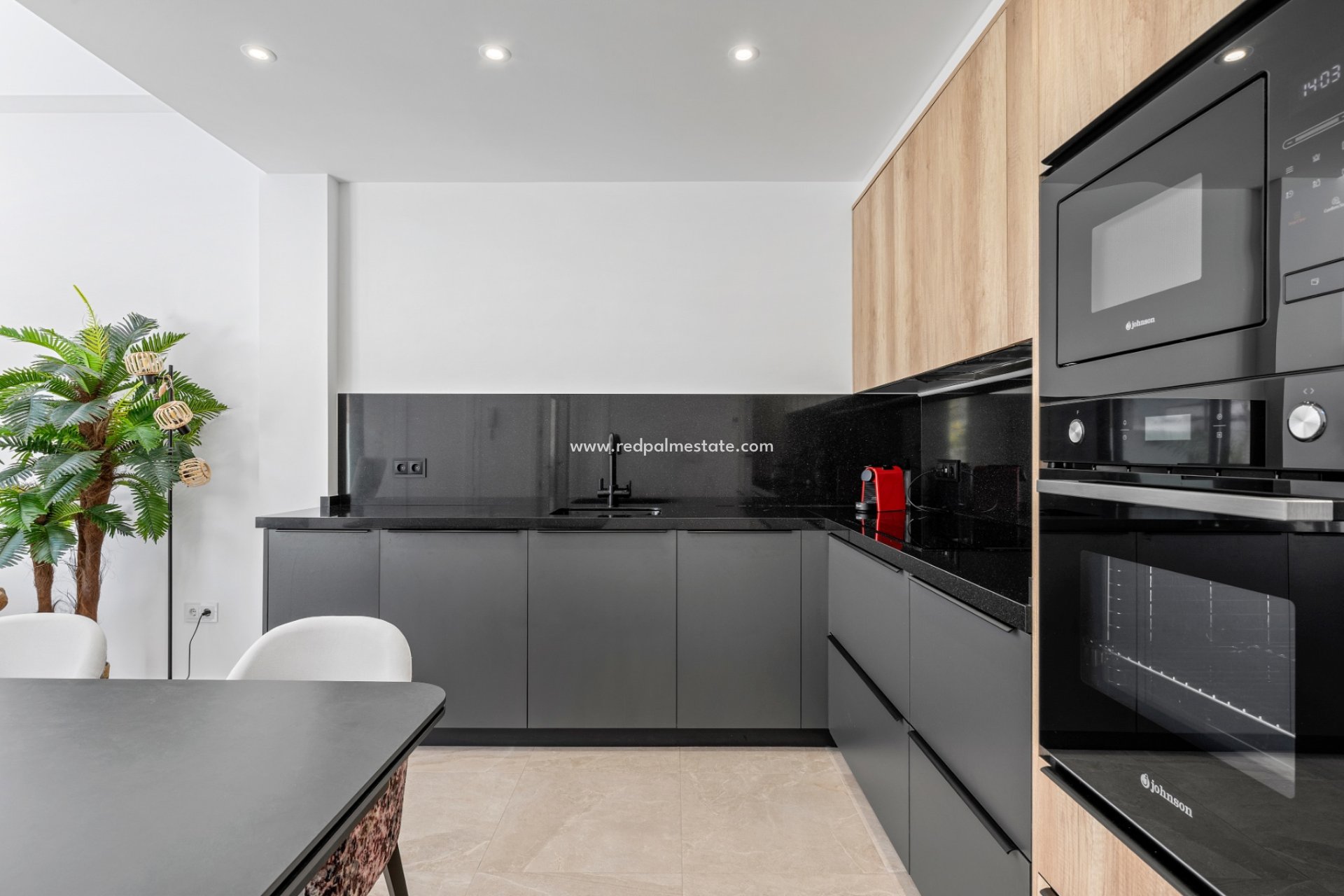 Reventa - Villa -
Daya Nueva - Costa Blanca