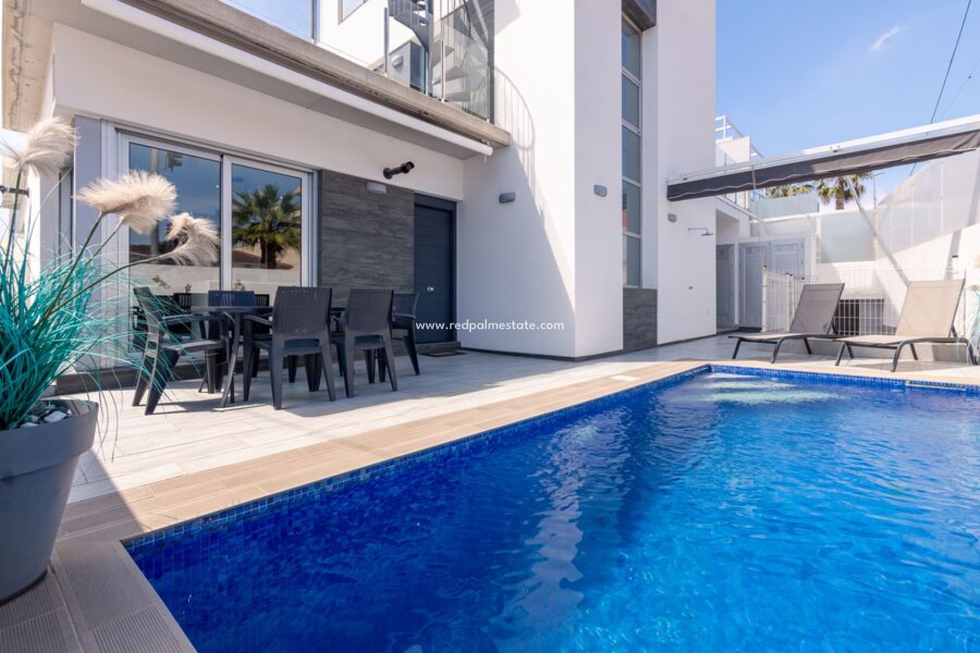 Reventa - Villa -
Daya Vieja - Costa Blanca