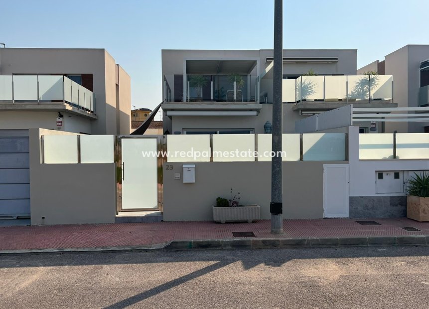 Reventa - Villa -
Daya Vieja - Costa Blanca